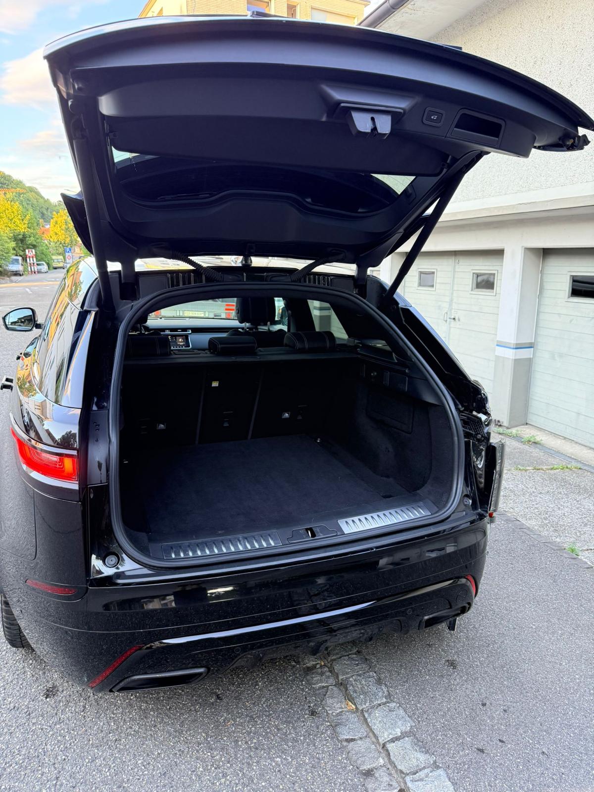 LAND ROVER Range Rover Velar R-Dynamic D 300 SE Automatic-image-14