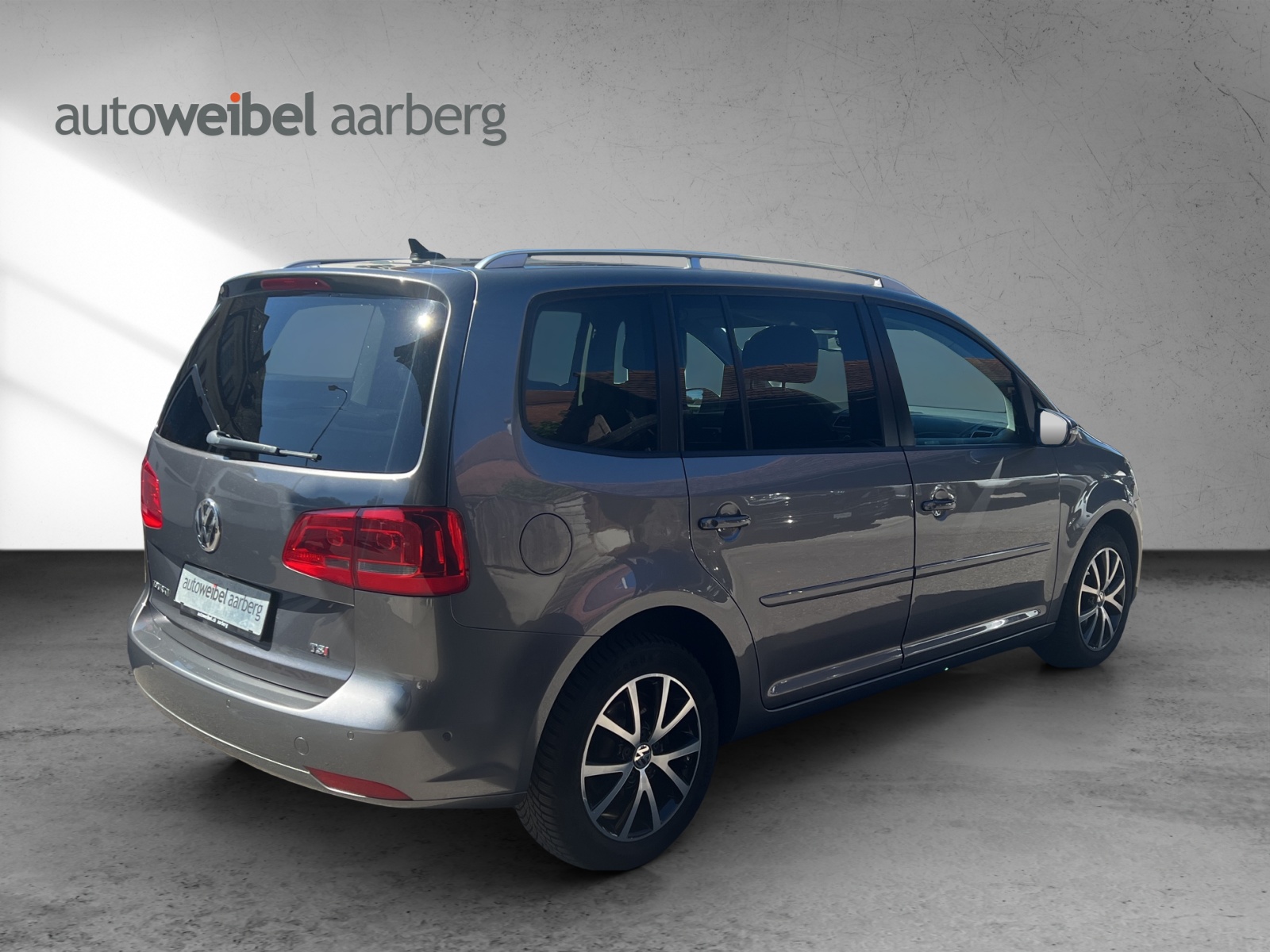 VW Touran 1.4 TSI Comfortline DSG-showroom-element-1