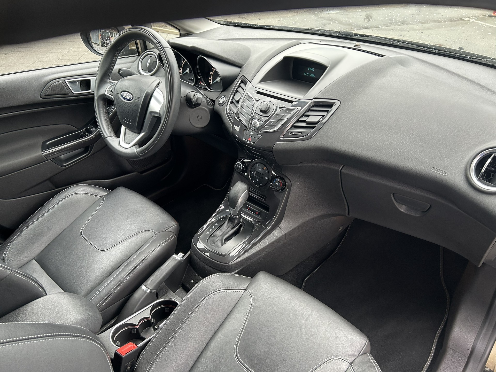 FORD Fiesta 1.0 SCTi Titanium X PowerShift-image-3