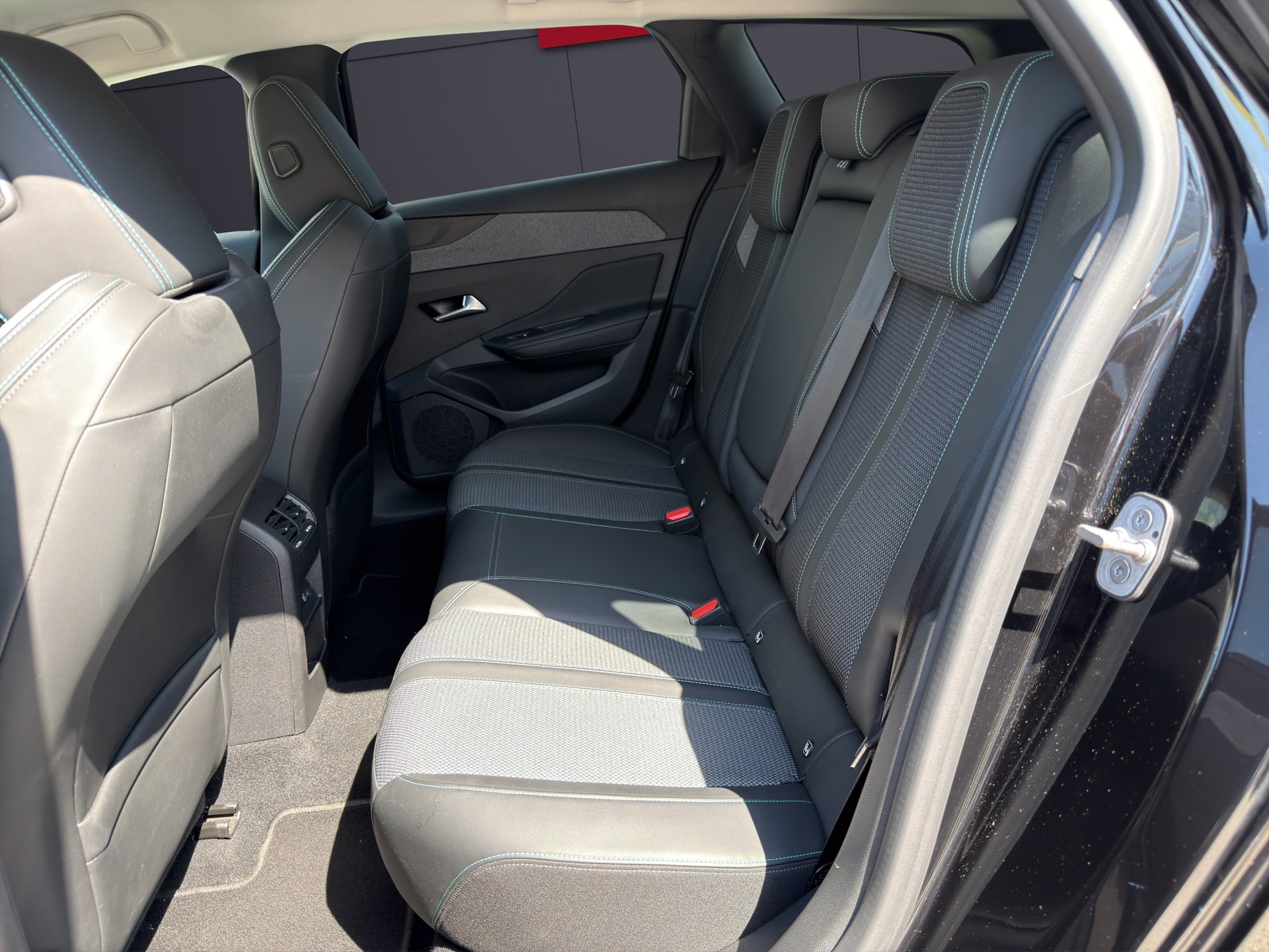 PEUGEOT 308 SW 1.2 Allure Pack-image-6
