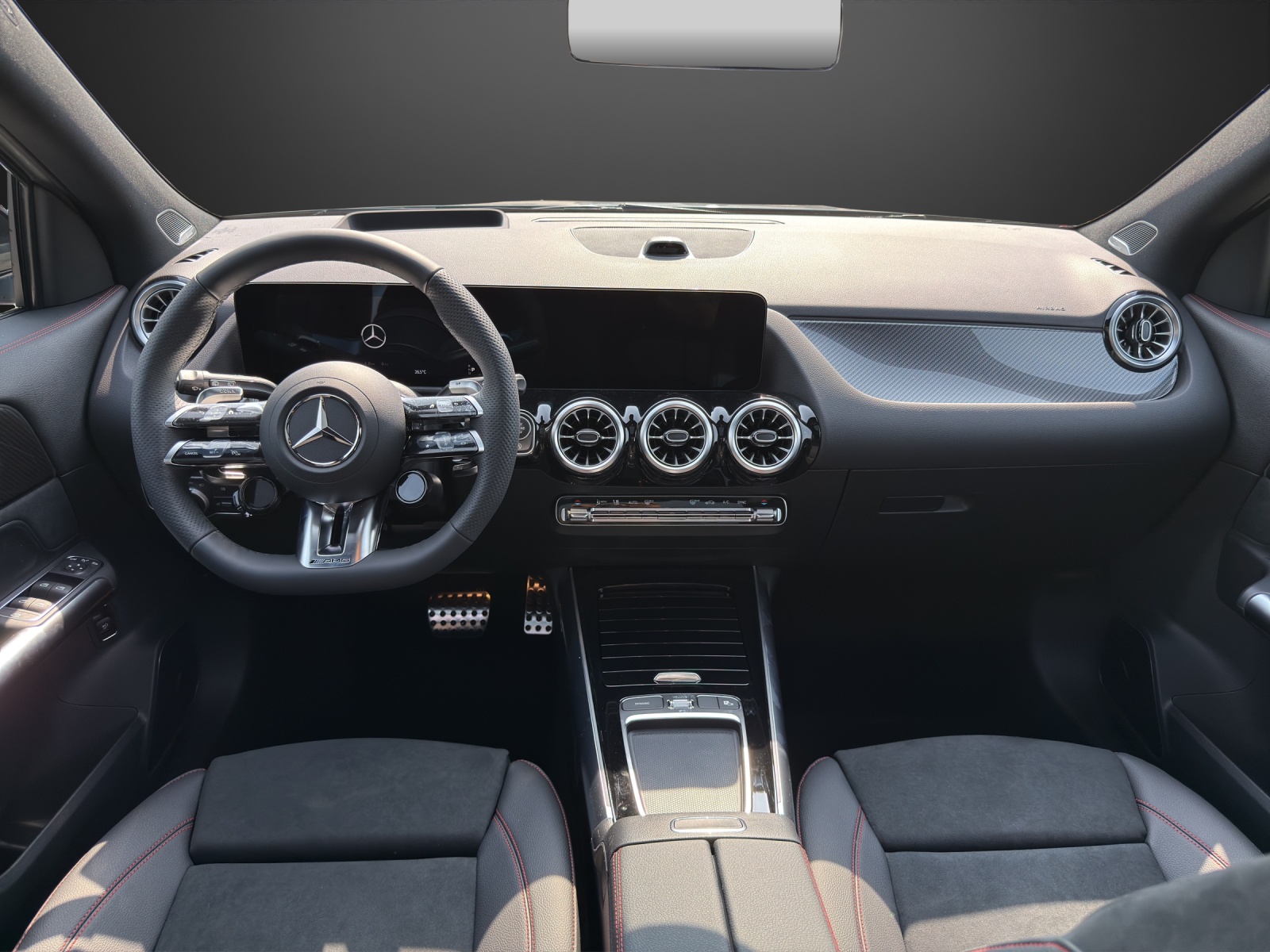 MERCEDES-BENZ GLA AMG 35 4Matic 8G-DCT-image-10