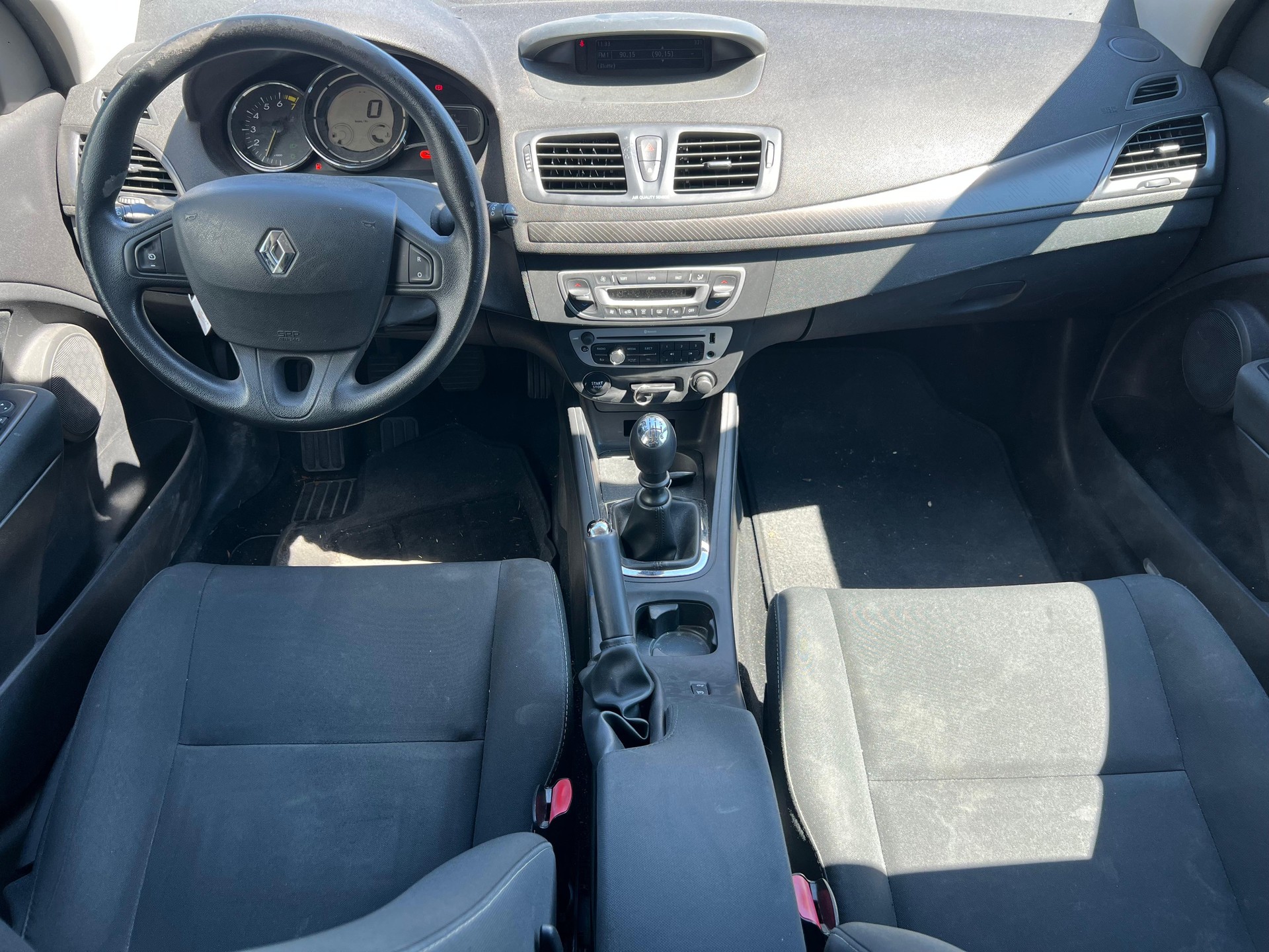 RENAULT Mégane Grandtour 1.2 16V Turbo Dynamique-image-10