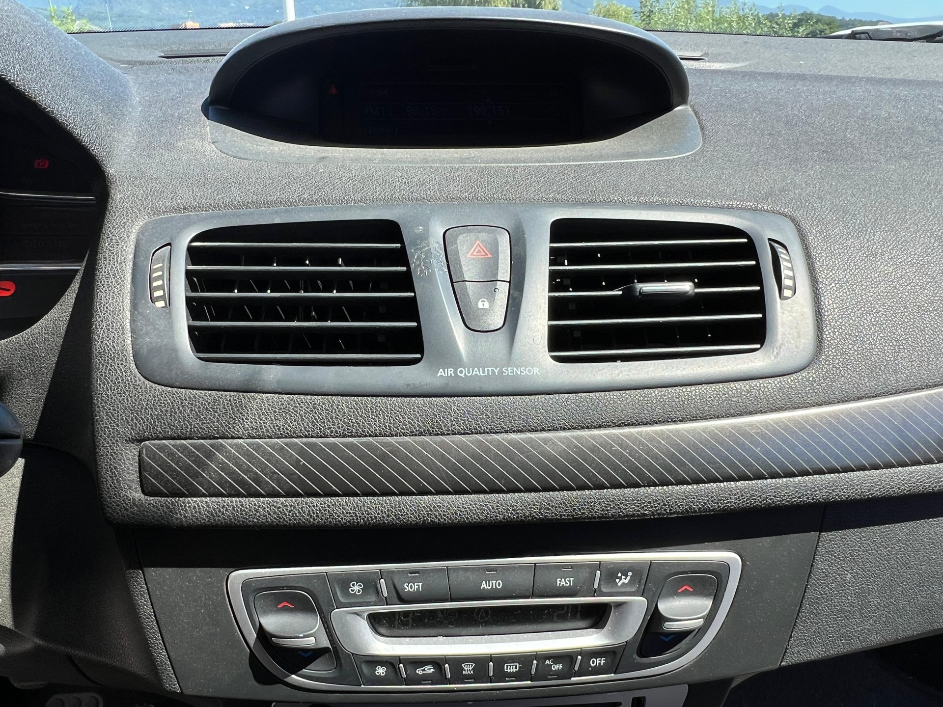 RENAULT Mégane Grandtour 1.2 16V Turbo Dynamique-image-12