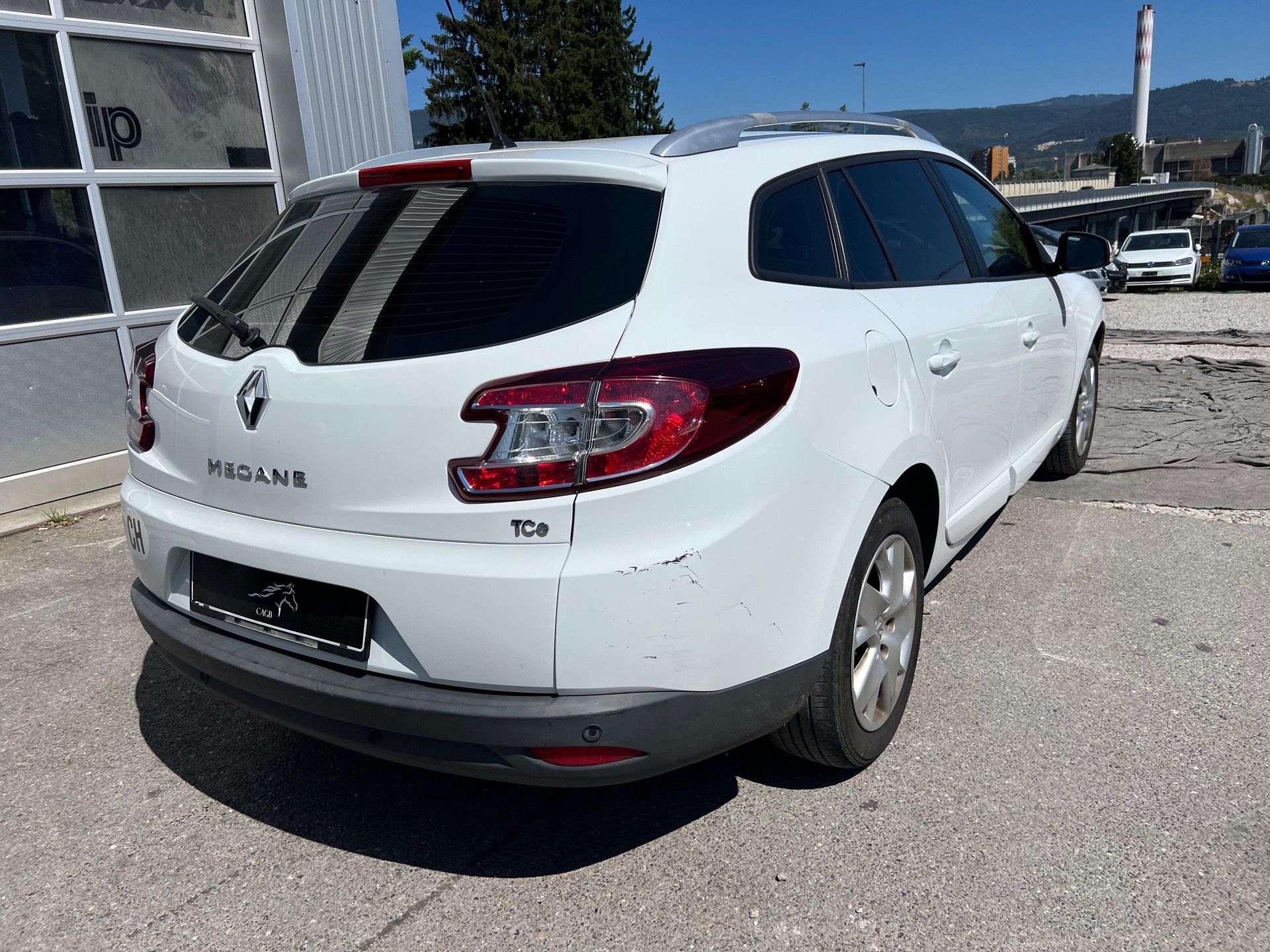 RENAULT Mégane Grandtour 1.2 16V Turbo Dynamique-image-1