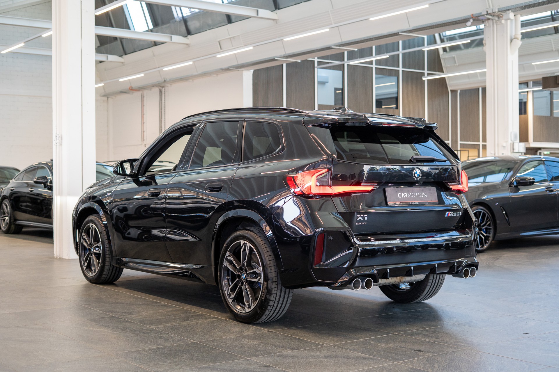 BMW X1 M35i M Sport Pro / 360°Kamera / HeadUp / Harman/Kardon-image-3