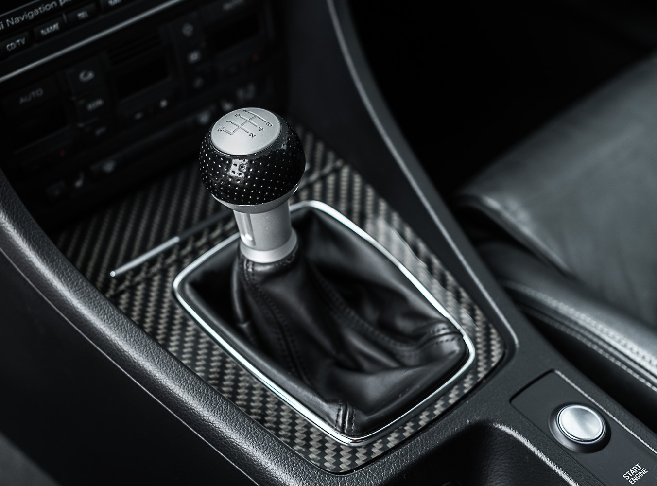 AUDI RS4 Avant 4.2 V8 quattro-image-14