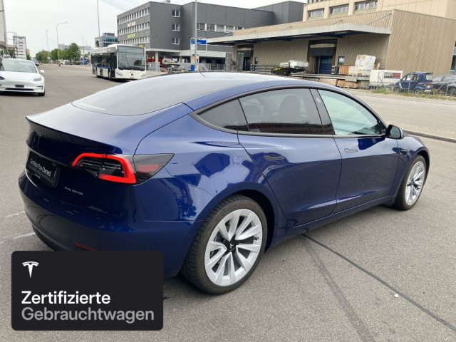 TESLA Model 3 Long Range AWD-image-8