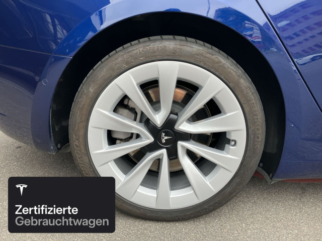 TESLA Model 3 Long Range AWD-image-9