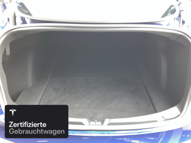 TESLA Model 3 Long Range AWD-image-15