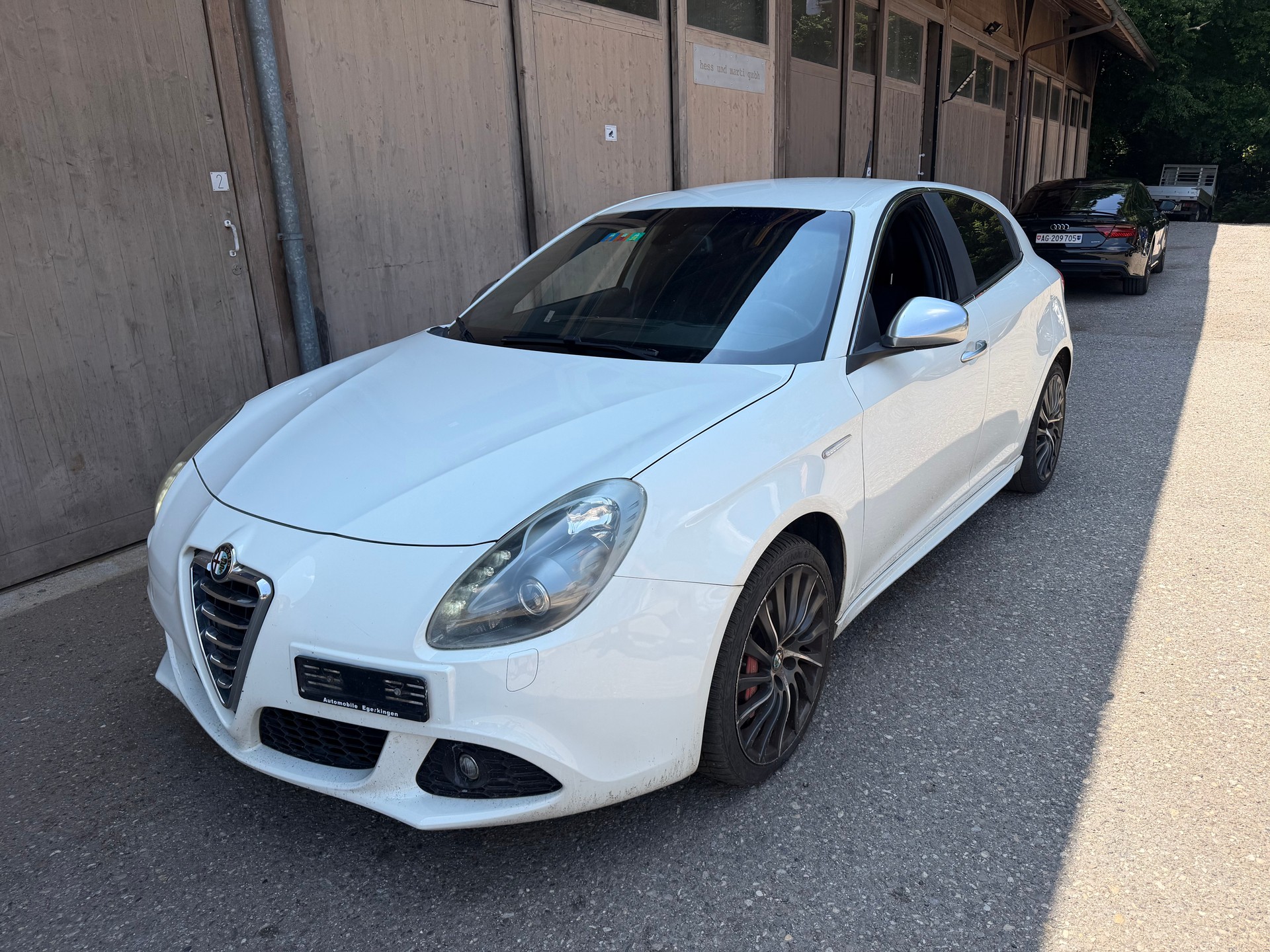 ALFA ROMEO Giulietta 2.0 JTDM Distinctive-image-0