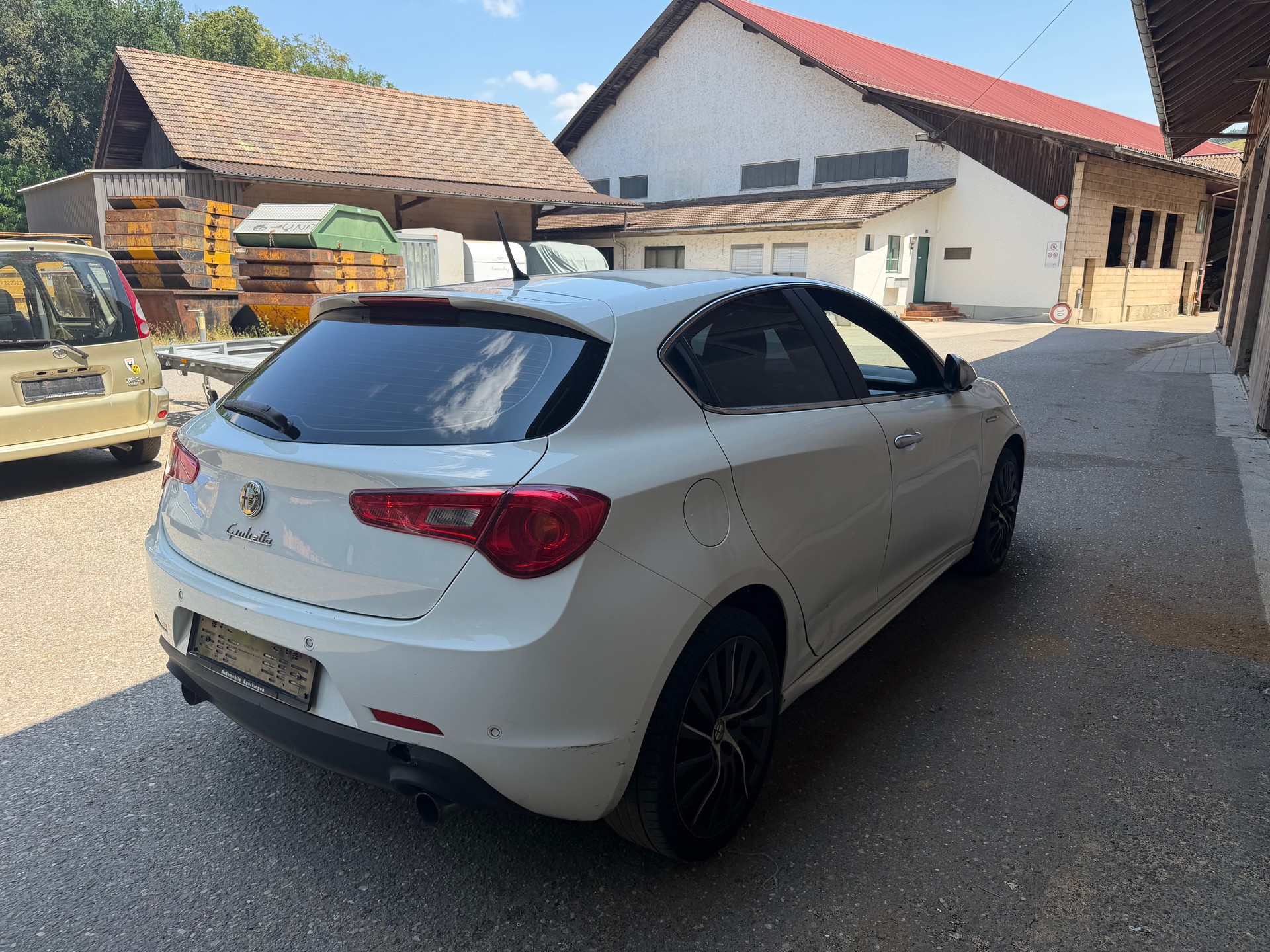 ALFA ROMEO Giulietta 2.0 JTDM Distinctive-image-3