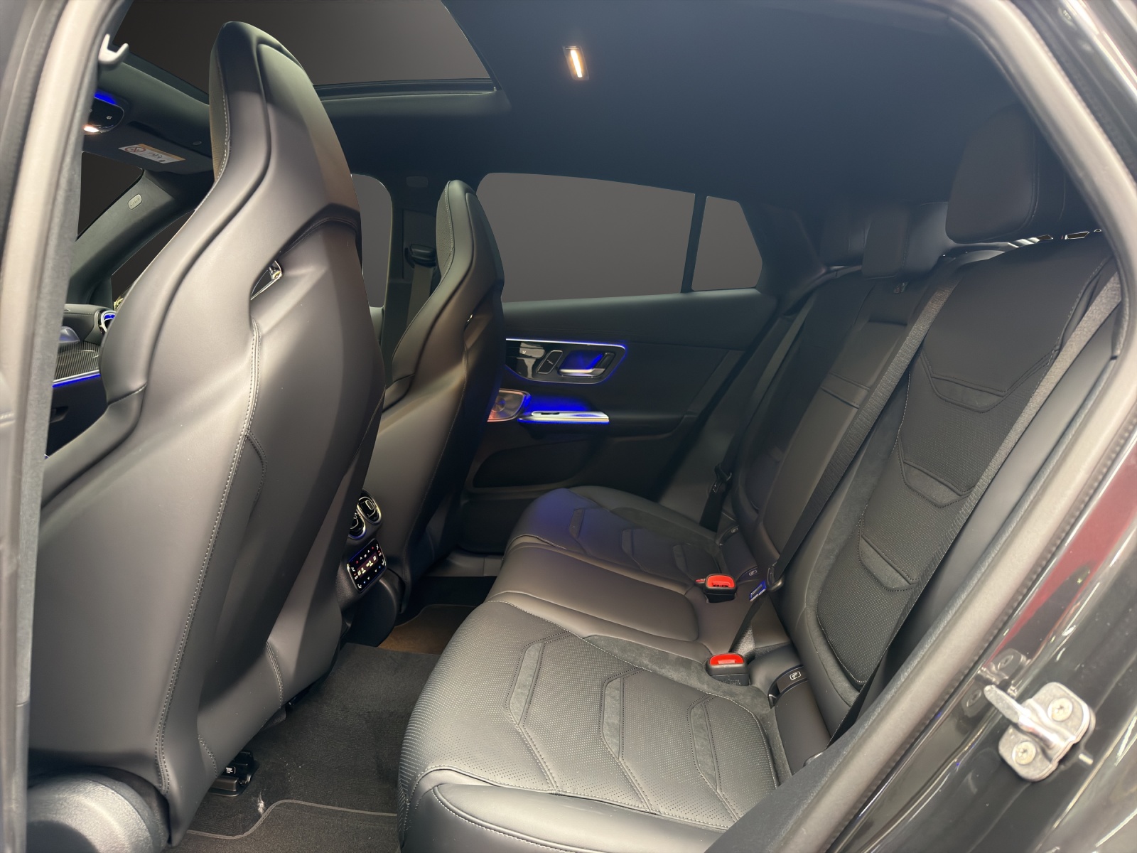 MERCEDES-BENZ AMG GLC 53 4MATIC+ Coupe-image-9