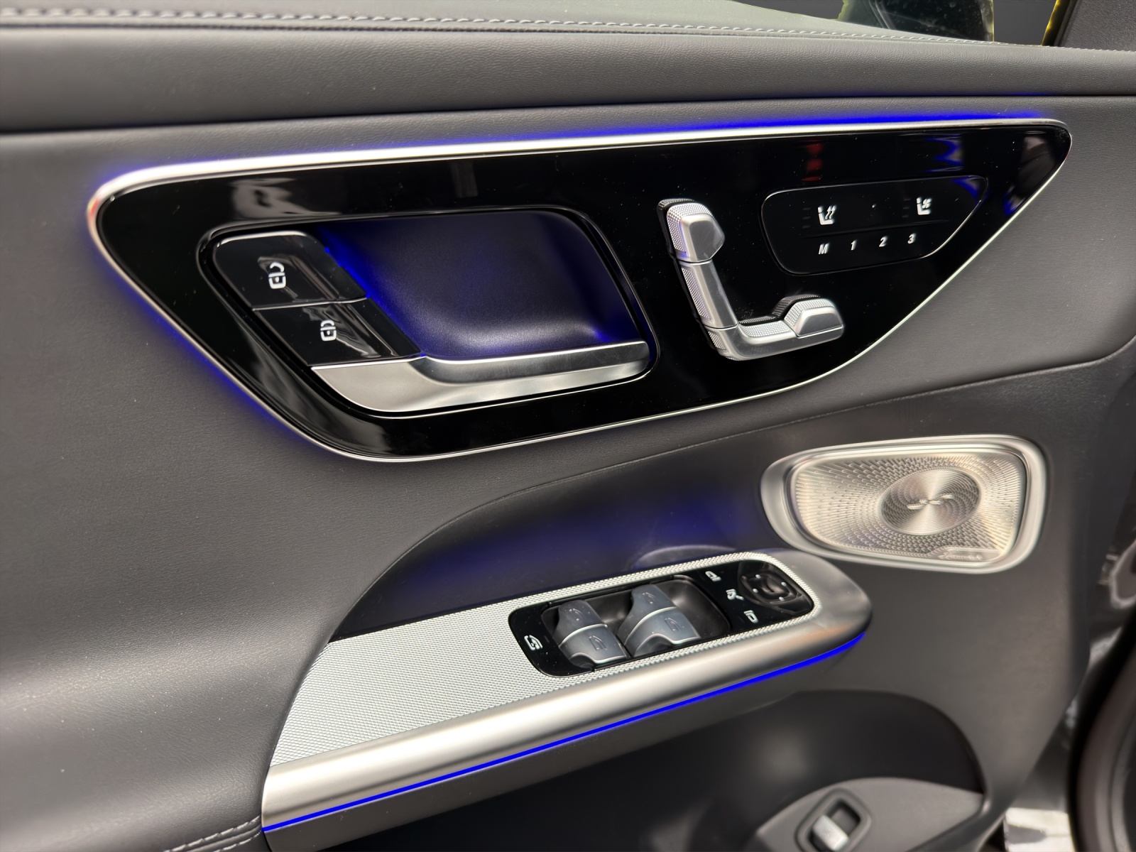 MERCEDES-BENZ AMG GLC 53 4MATIC+ Coupe-image-11