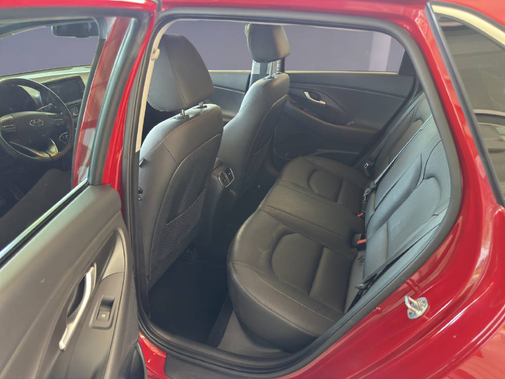 HYUNDAI i30 1.4 T-GDi Vertex-image-10