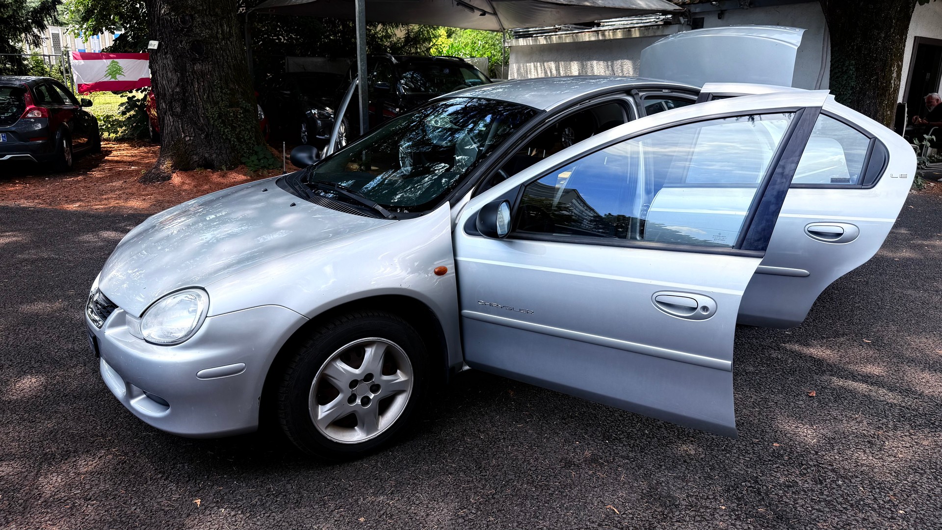 CHRYSLER Neon 2.0 LE-image-11