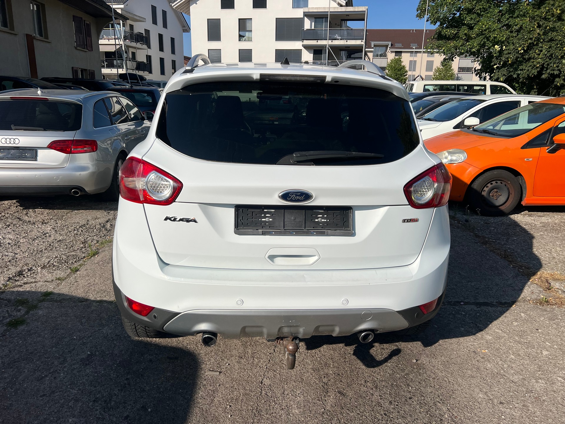 FORD Kuga 2.0 TDCi Titanium 4WD PowerShift-image-4