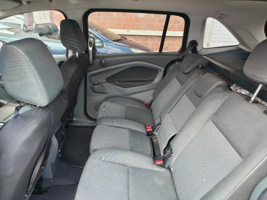 FORD C-Max 1.6 Ti-VCT Titanium-image-6