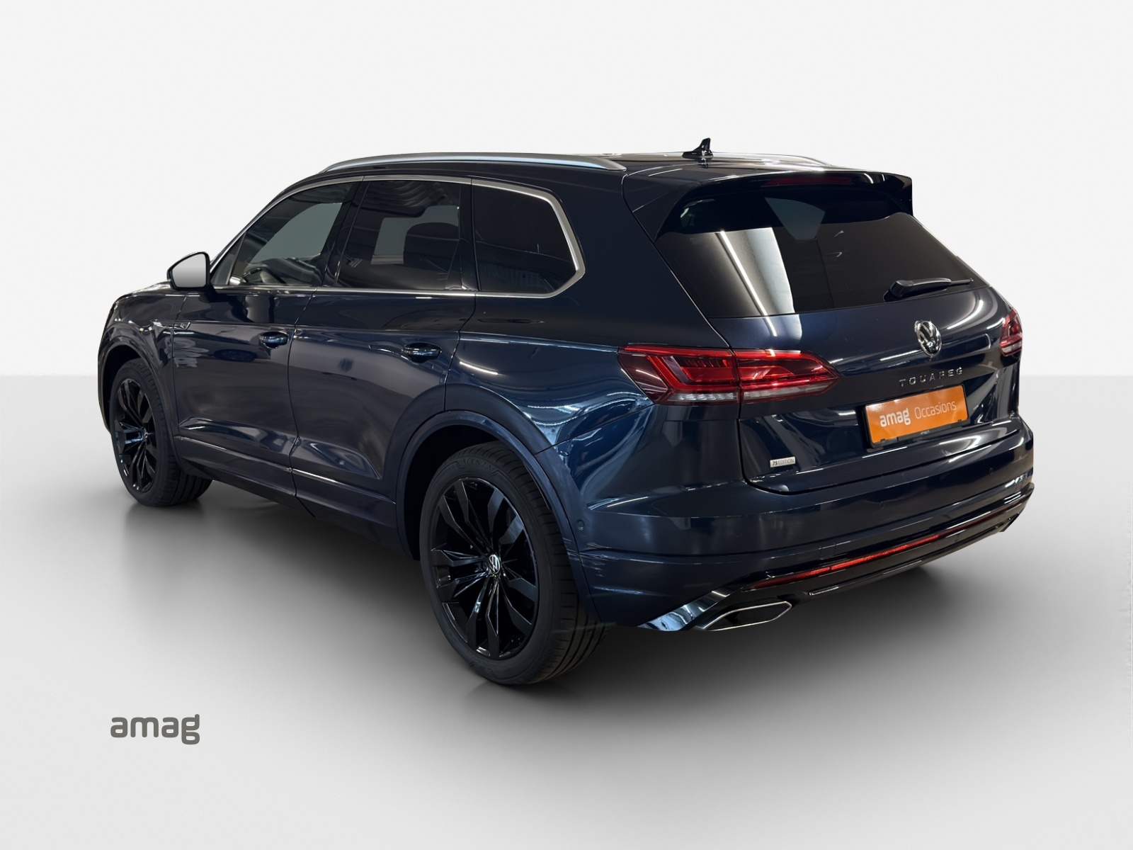 VW Touareg 3.0 TDI R Line Tiptronic-image-2