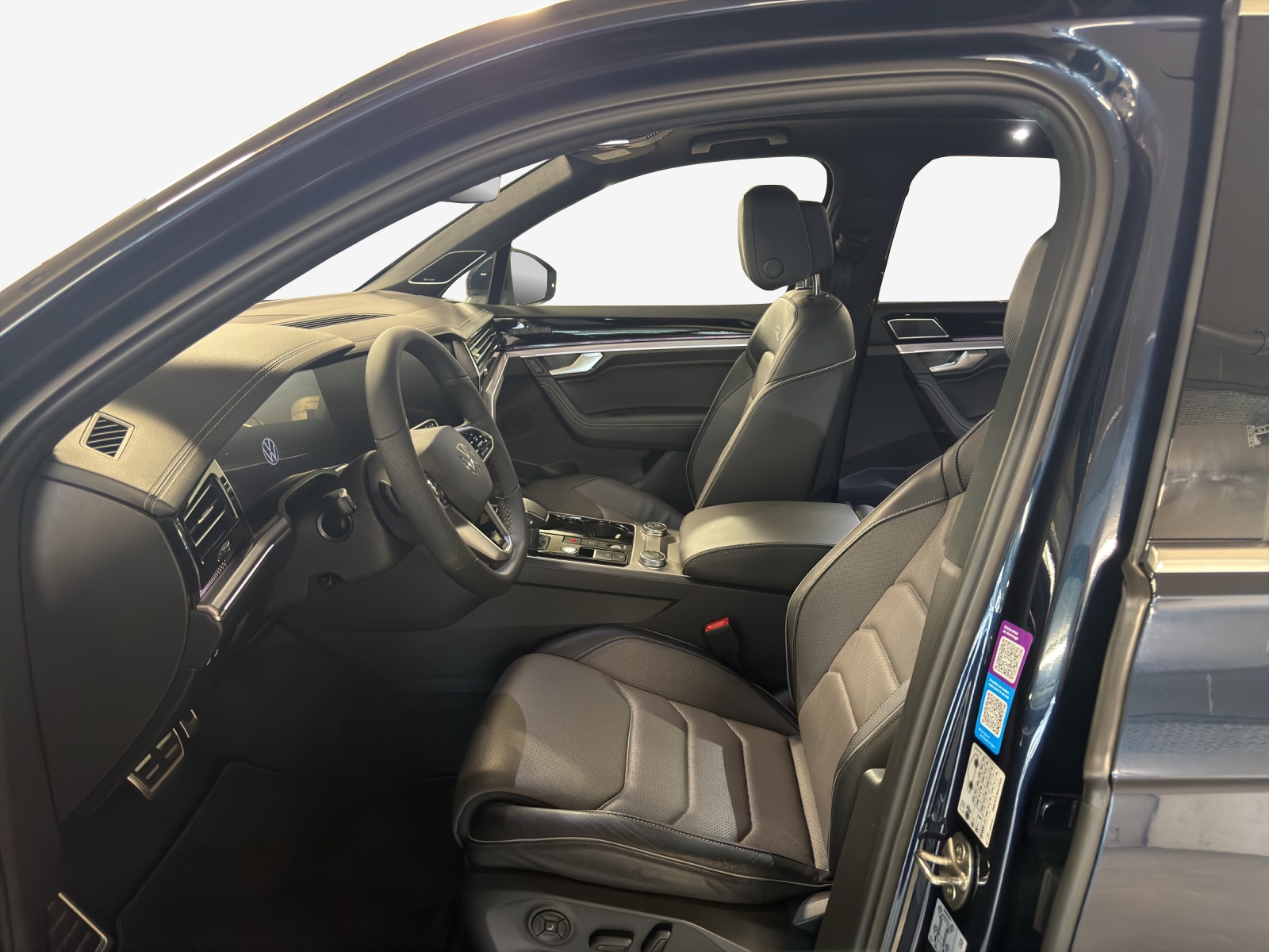 VW Touareg 3.0 TDI R Line Tiptronic-image-7