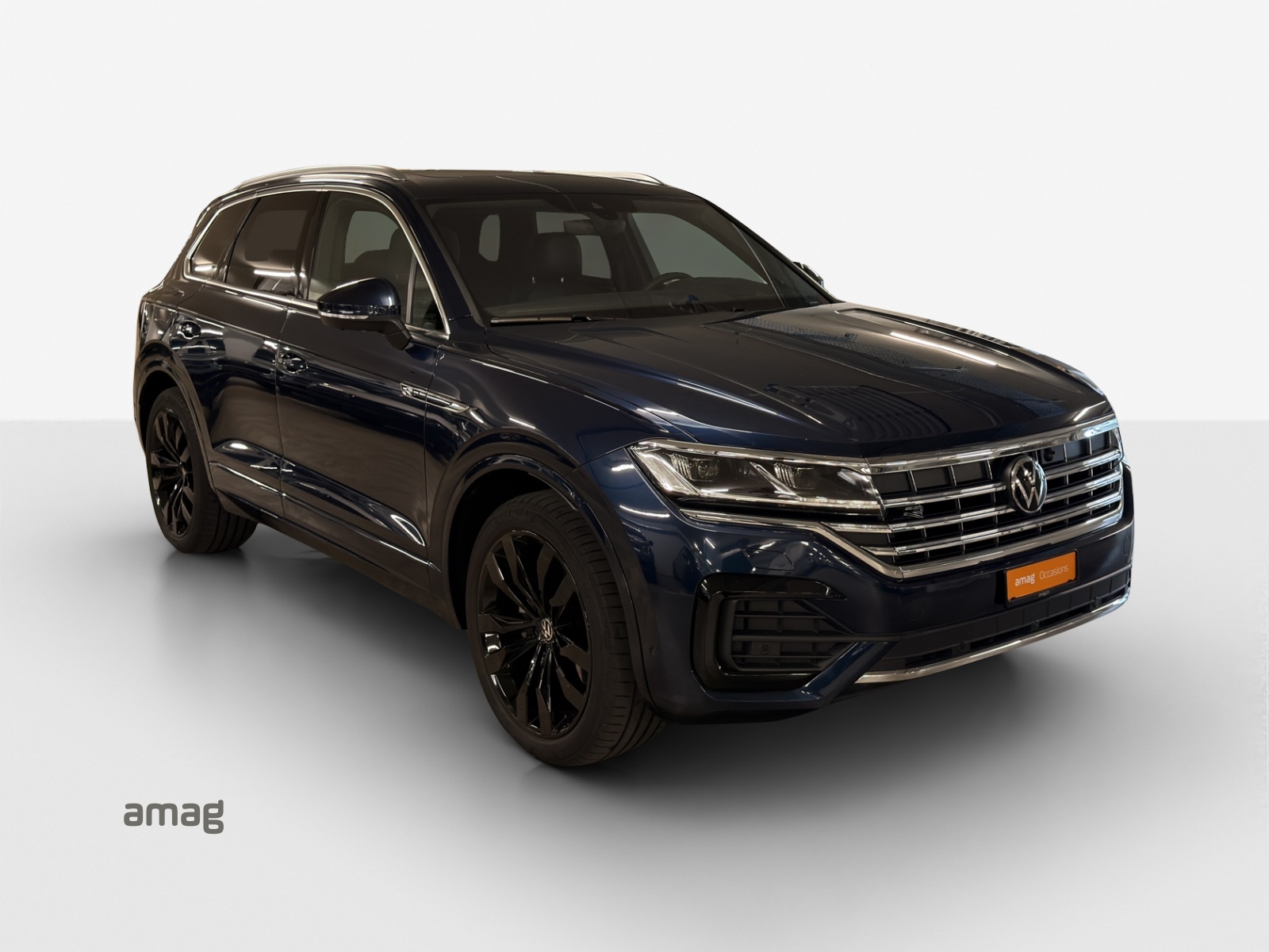 VW Touareg 3.0 TDI R Line Tiptronic-image-5