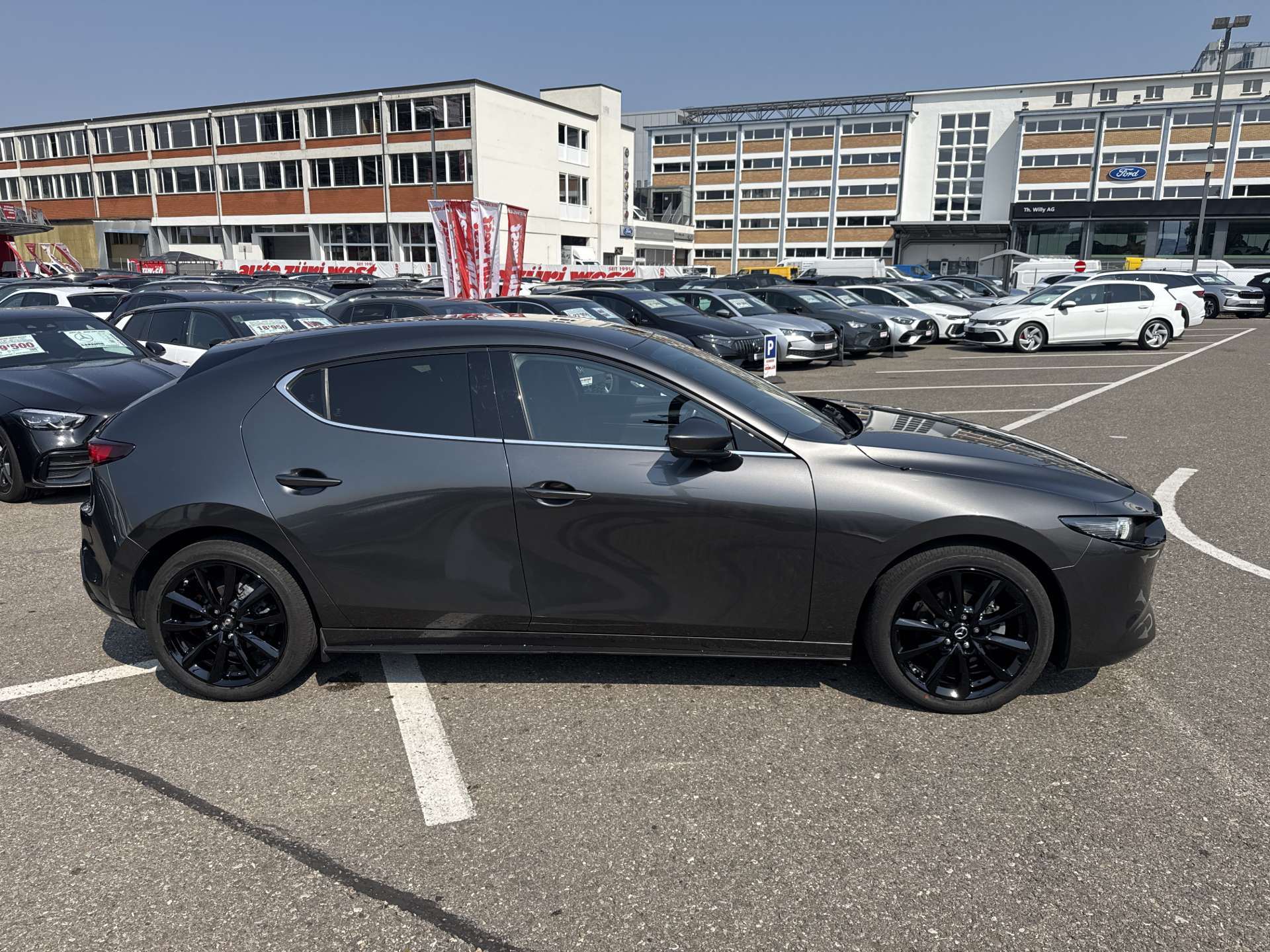 MAZDA 3 Hatchback SKYACTIV-X MHybrid 186 Revolution AWD Automat-image-10