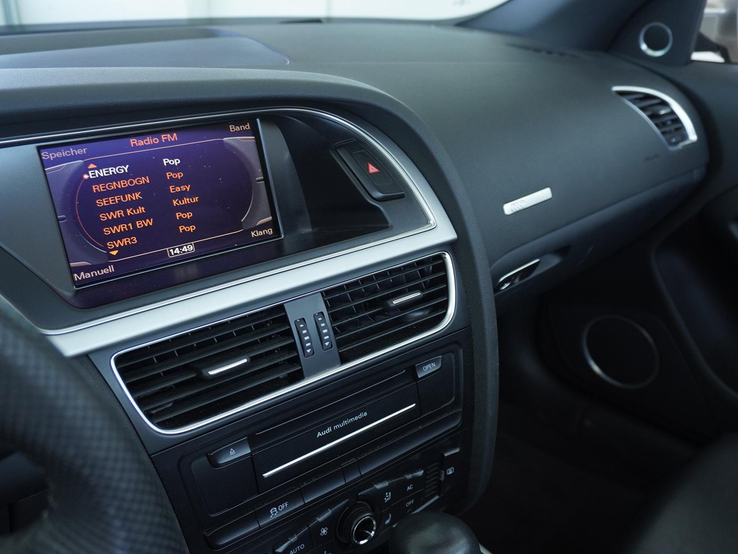 AUDI A5 Cabriolet 2.7 TDI multitronic-image-8