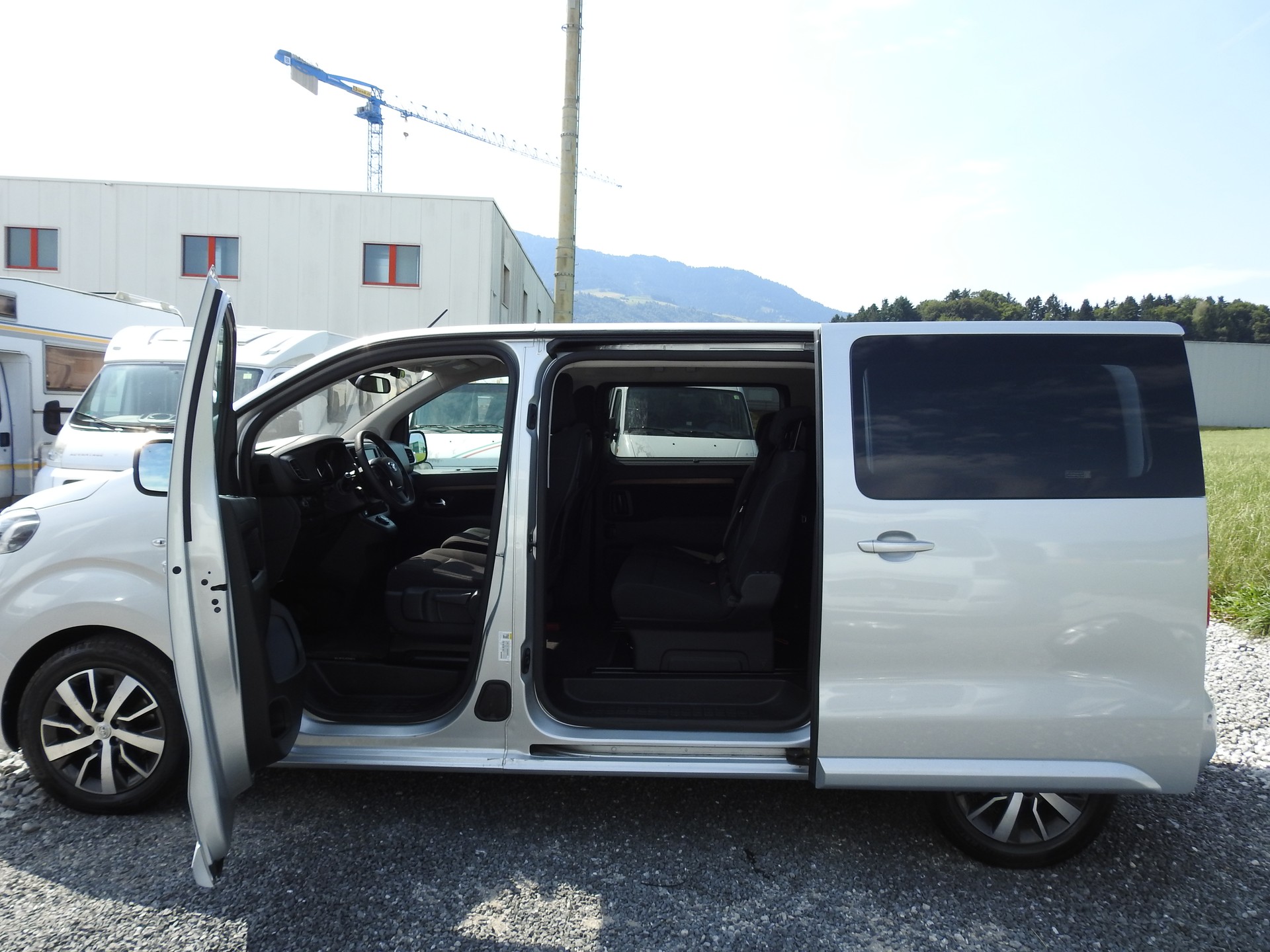 TOYOTA Proace Verso 2.0 D-4D Family L1 Automatic-image-15