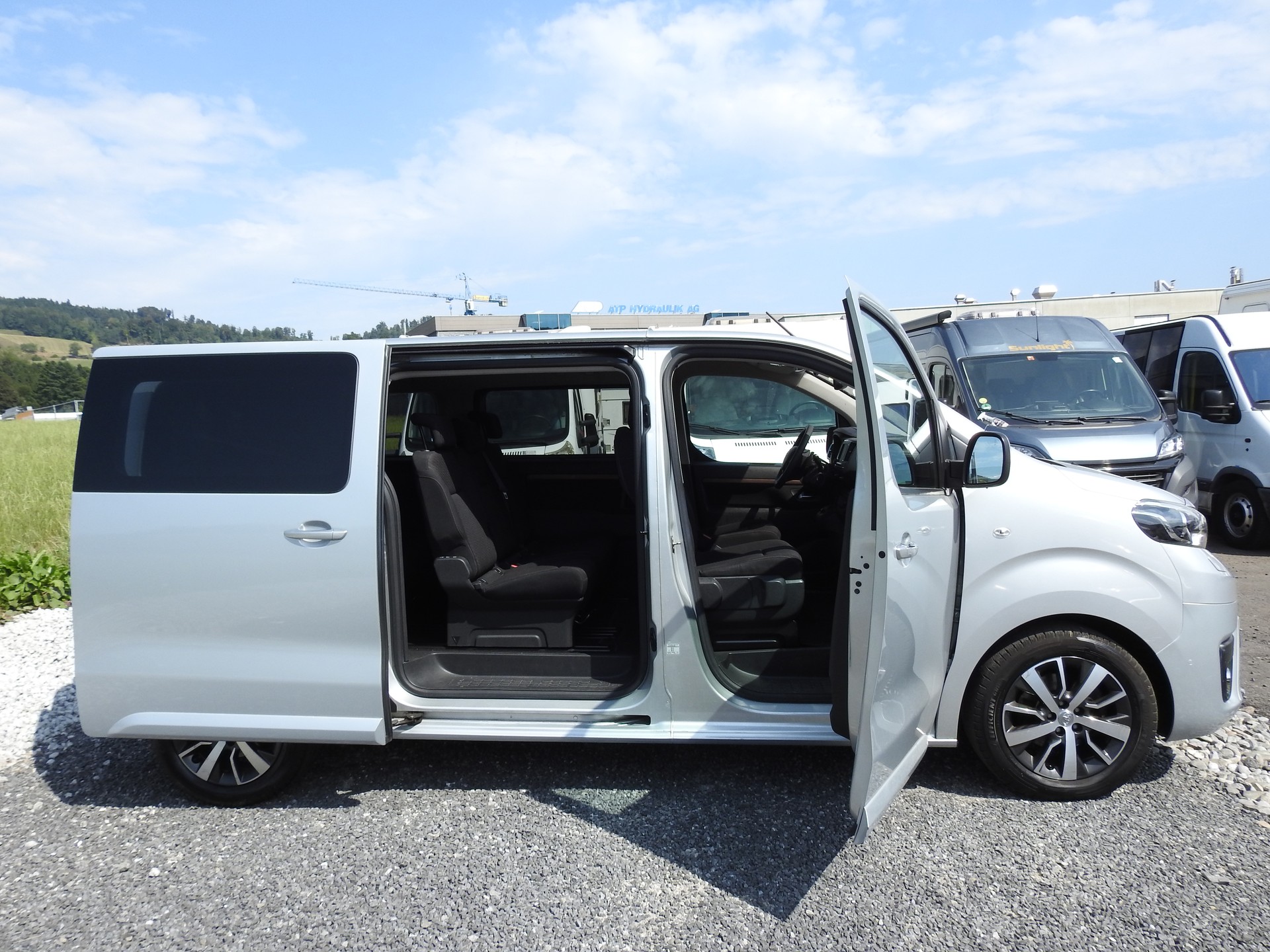 TOYOTA Proace Verso 2.0 D-4D Family L1 Automatic-image-28