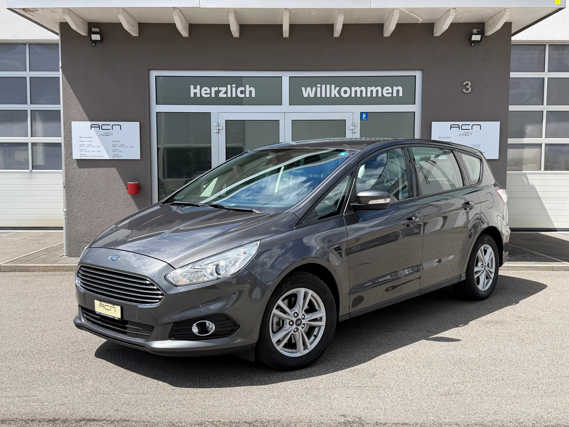 FORD S-Max 1.5 SCTi Titanium-image-0