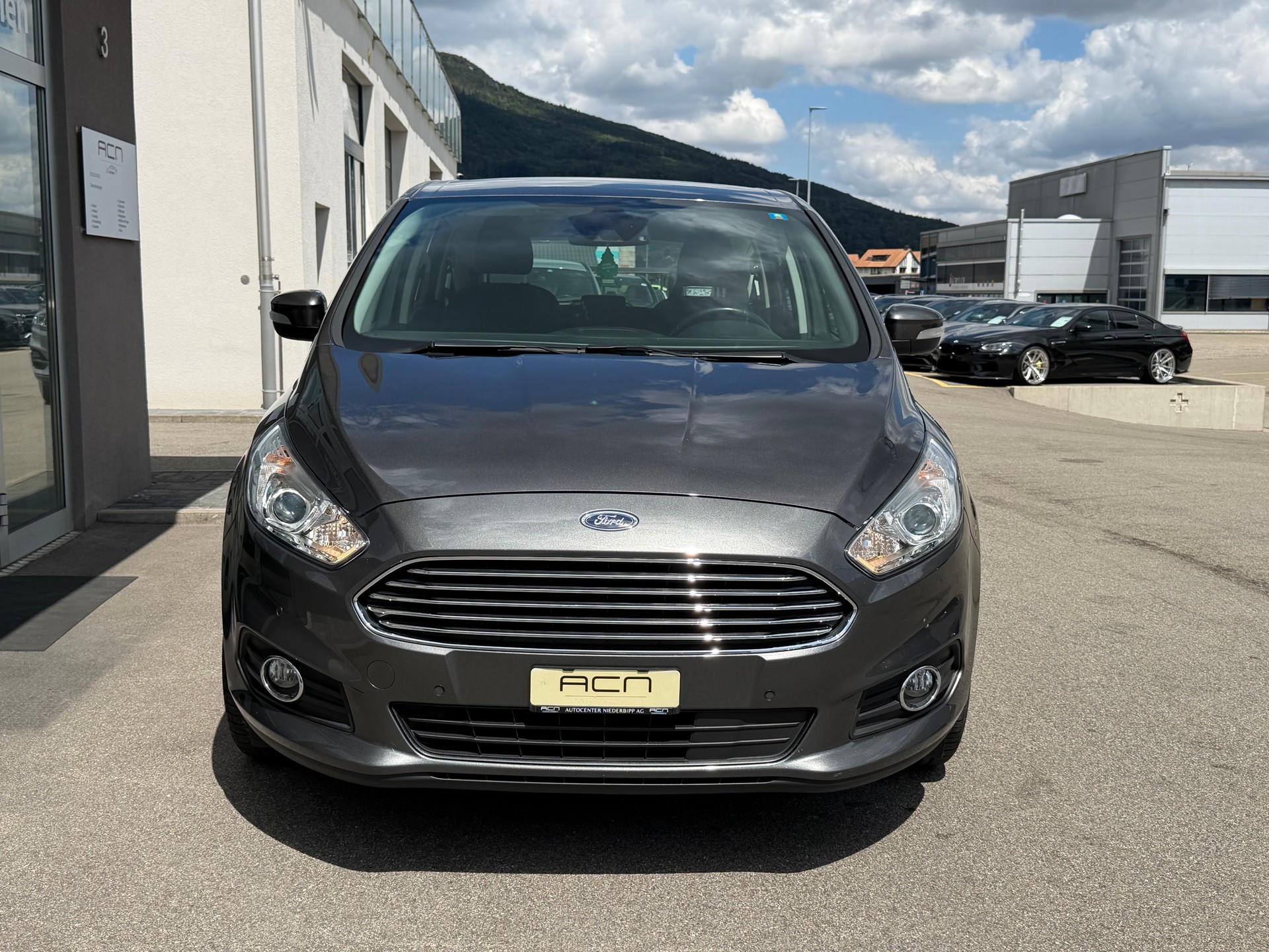 FORD S-Max 1.5 SCTi Titanium-image-1