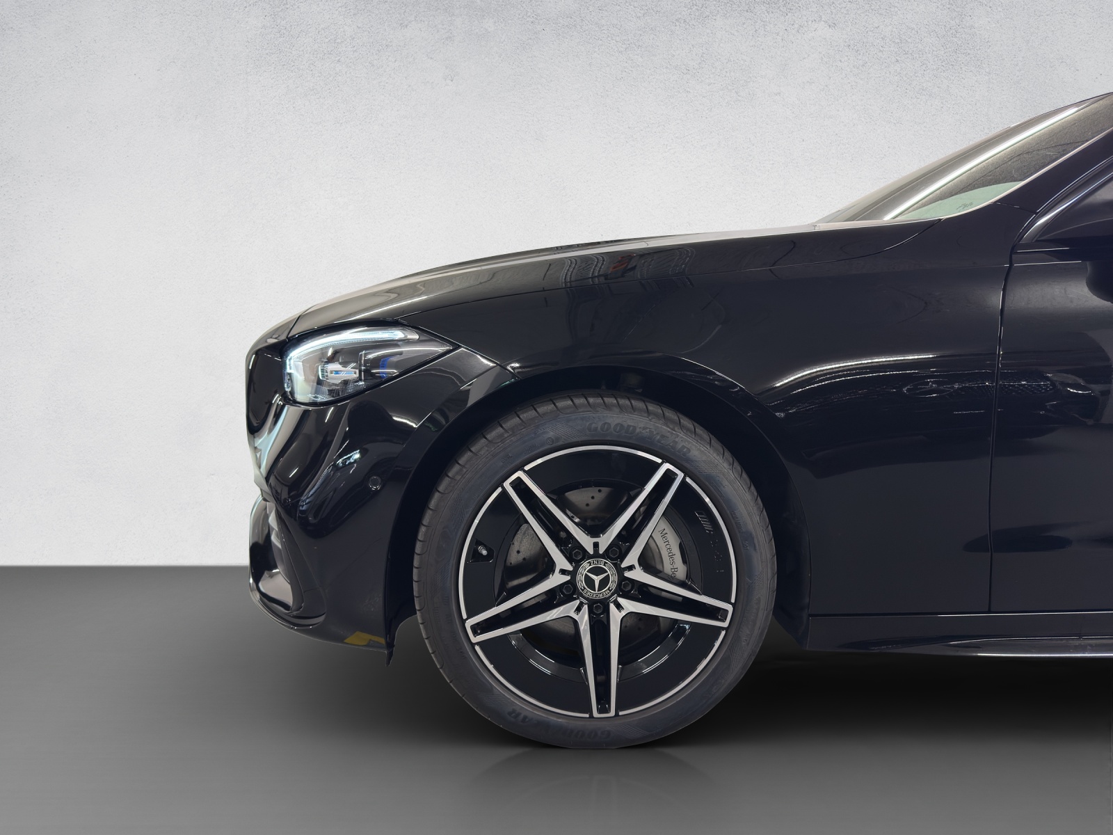 MERCEDES-BENZ C 300 de AMG Line 4Matic T-Modell-image-7