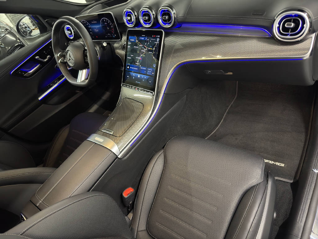 MERCEDES-BENZ C 300 de AMG Line 4Matic T-Modell-image-10