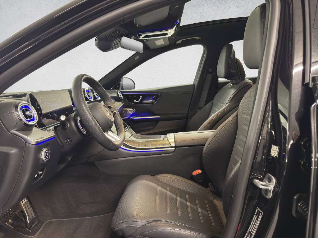 MERCEDES-BENZ C 300 de AMG Line 4Matic T-Modell-image-9