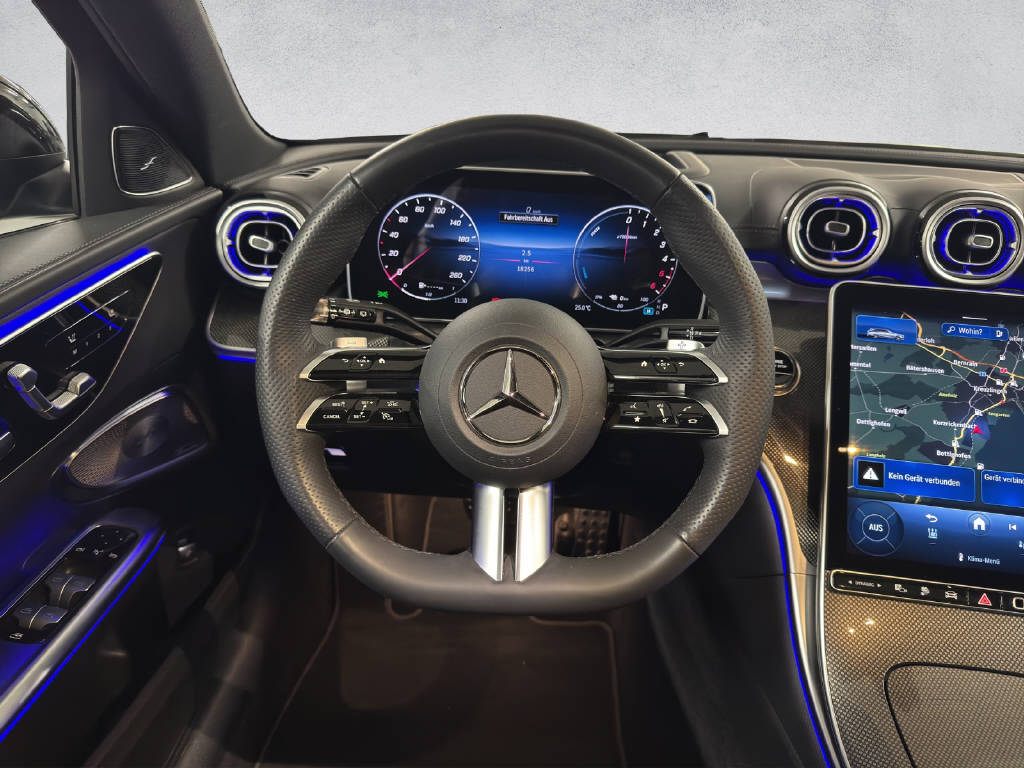 MERCEDES-BENZ C 300 de AMG Line 4Matic T-Modell-image-11