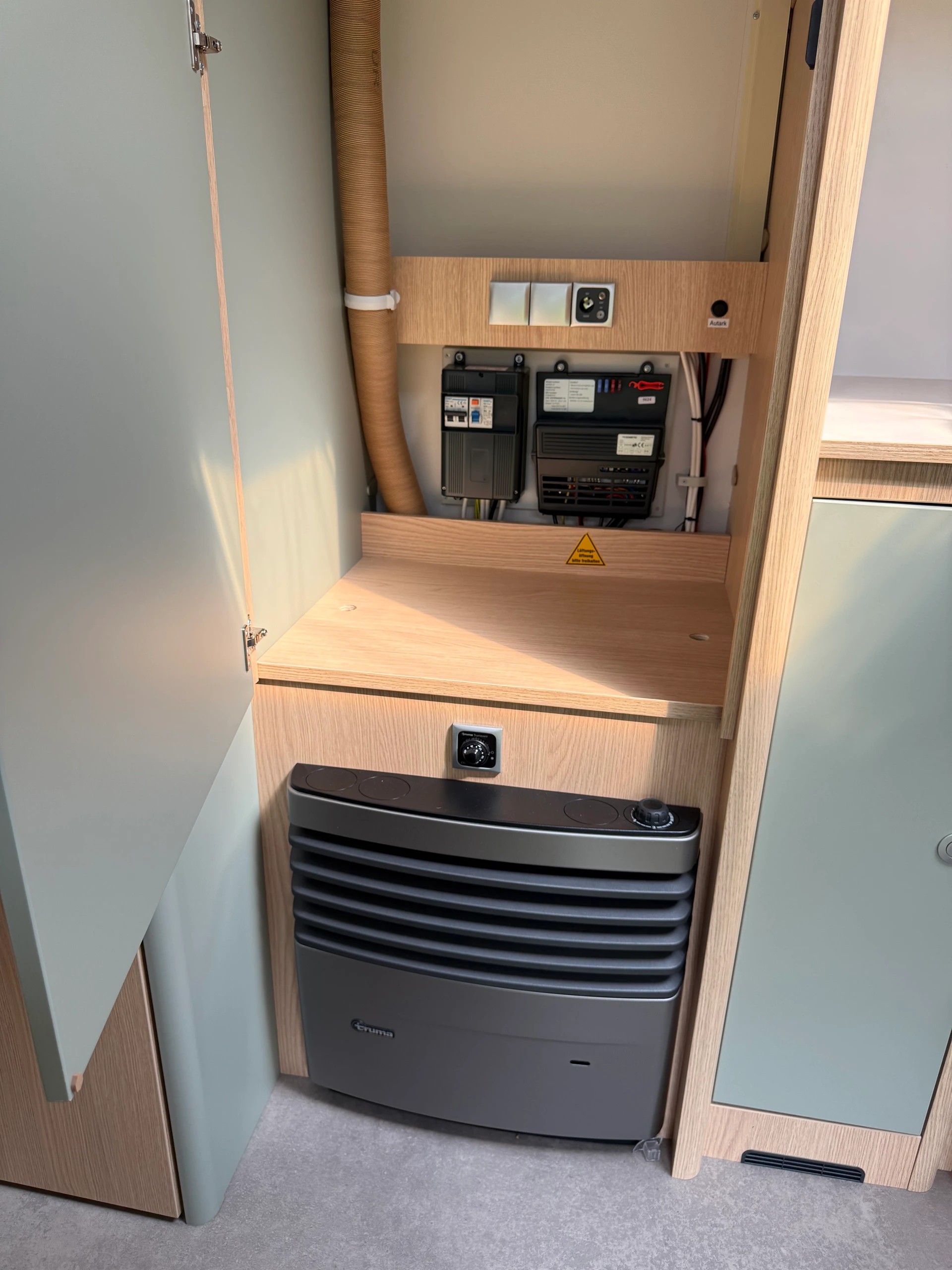 LMC Style 530E-image-9
