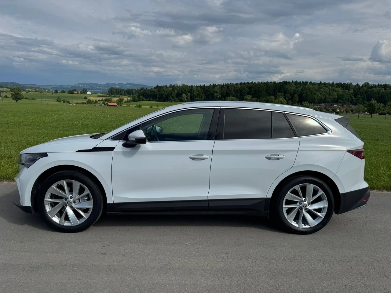 SKODA Enyaq iV 60-image-4