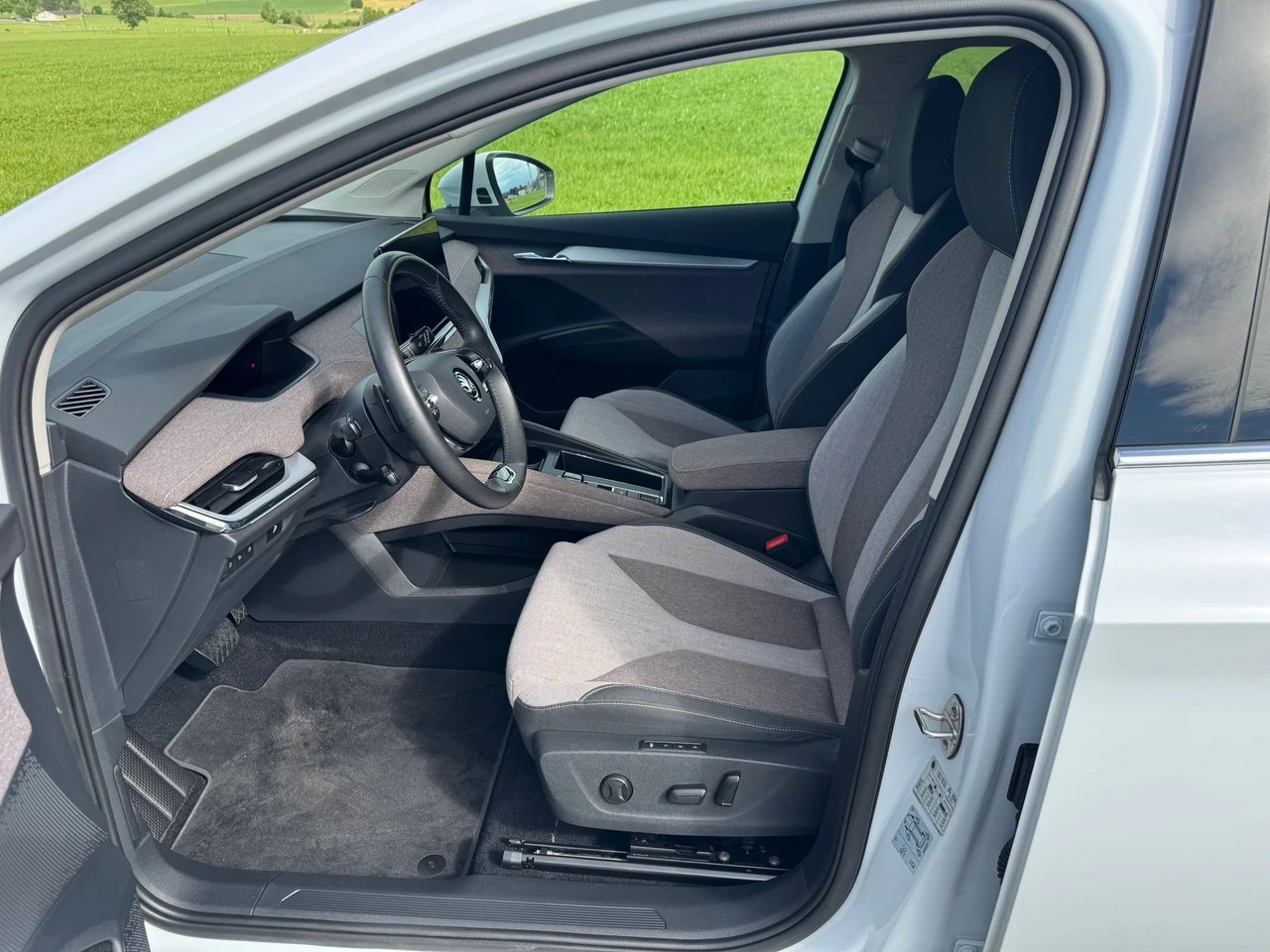 SKODA Enyaq iV 60-image-6