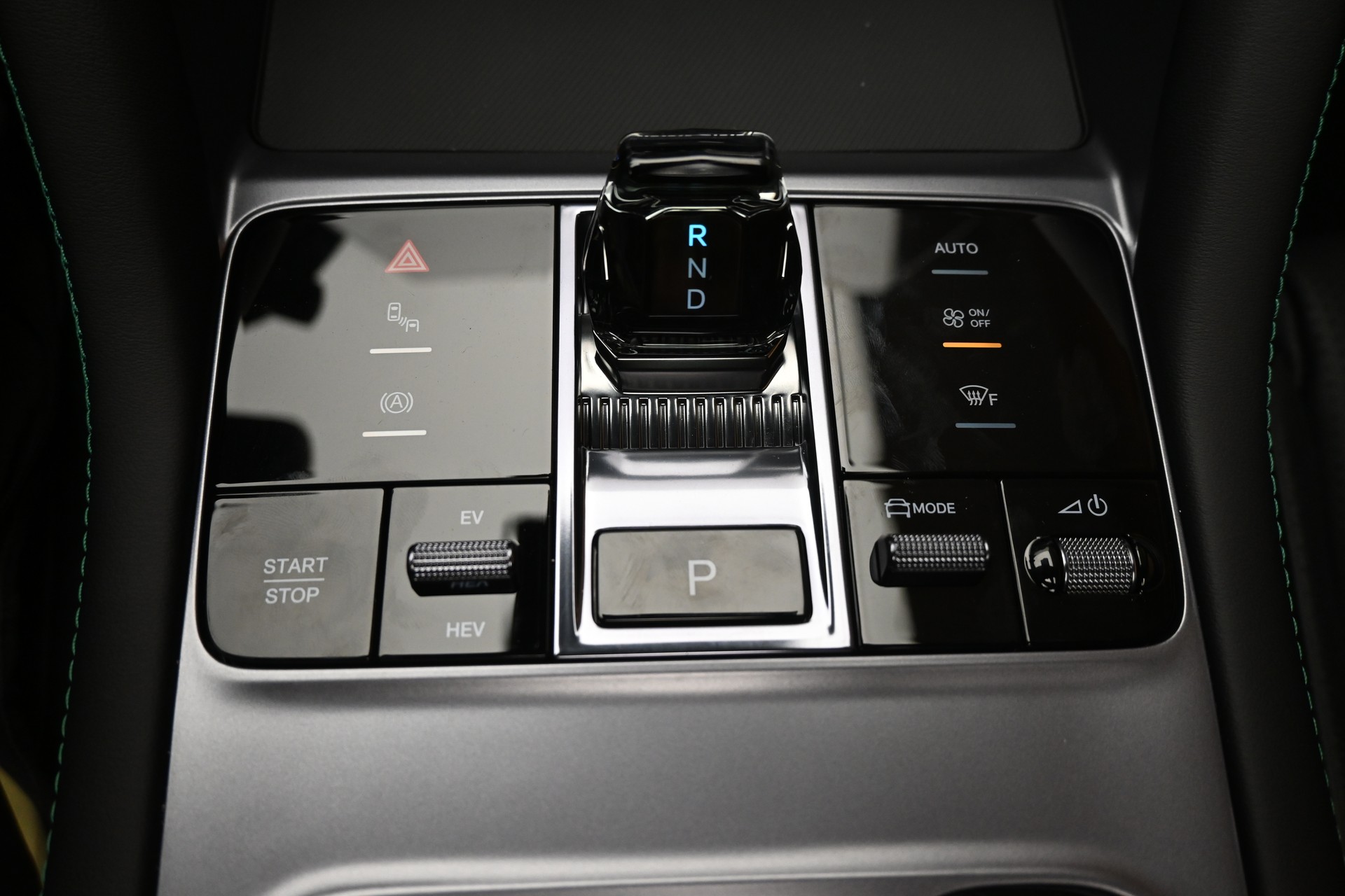 BYD Seal U DM-i Boost-image-12