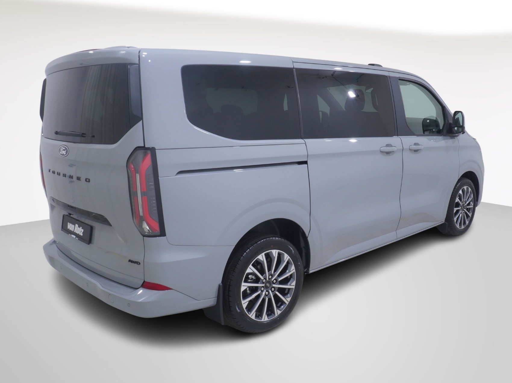 FORD Tourneo Custom 320 L1 2.0 TDCI 4x4 Titanium X-image-5