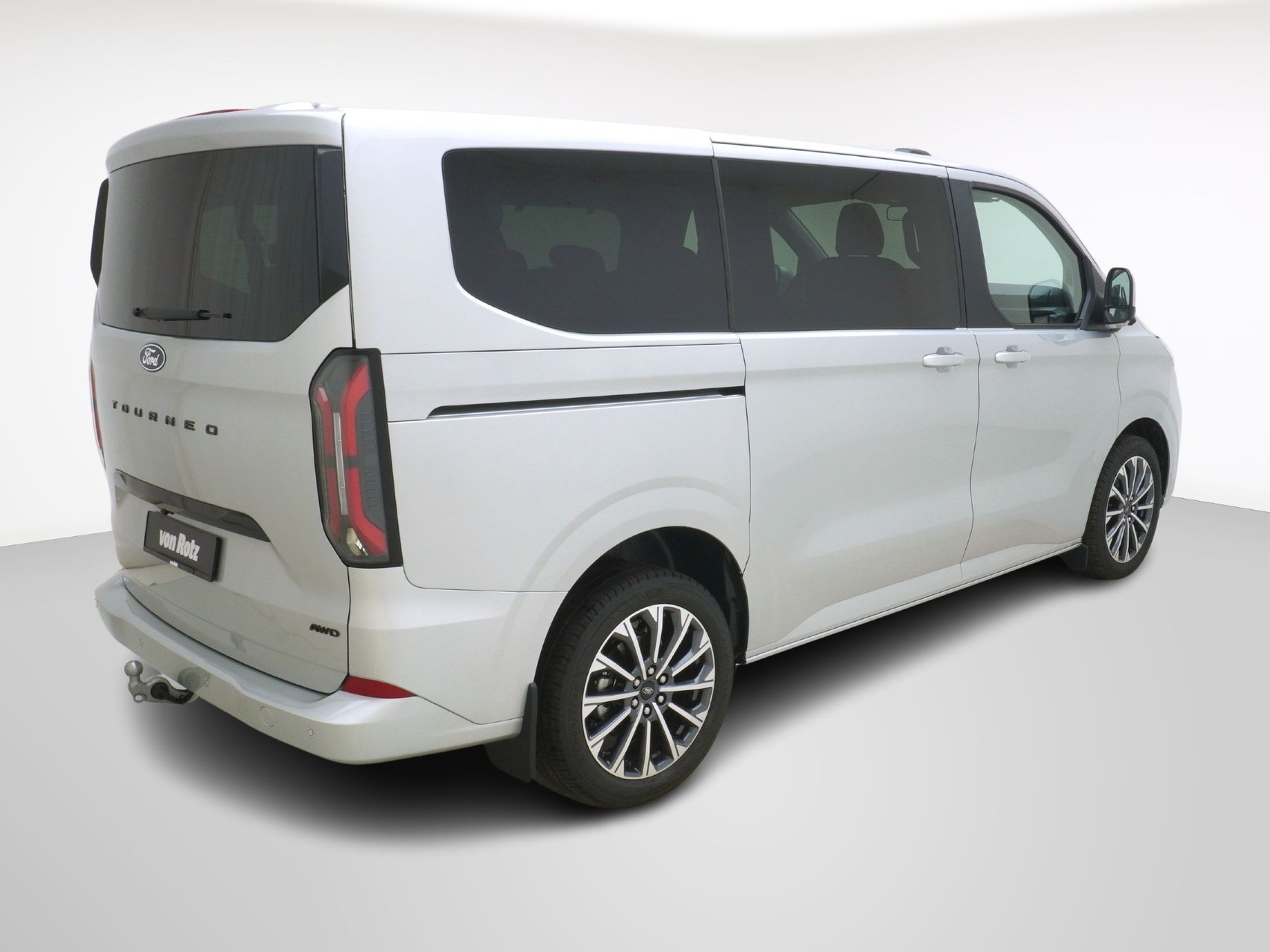 FORD Tourneo Custom 320 L1 2.0 TDCI 4x4 Titanium X-image-4