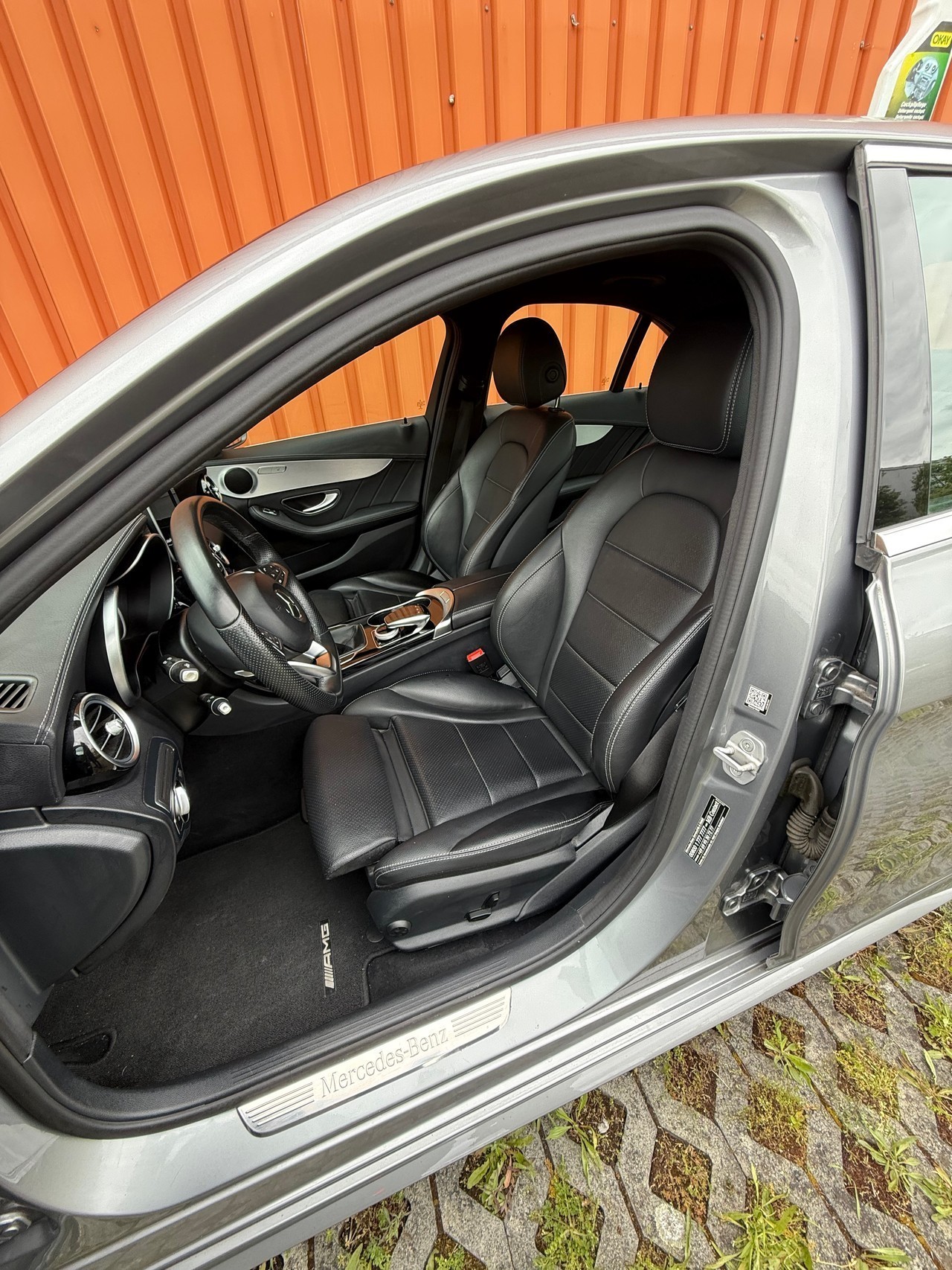 MERCEDES-BENZ C 180 AMG Line-image-9