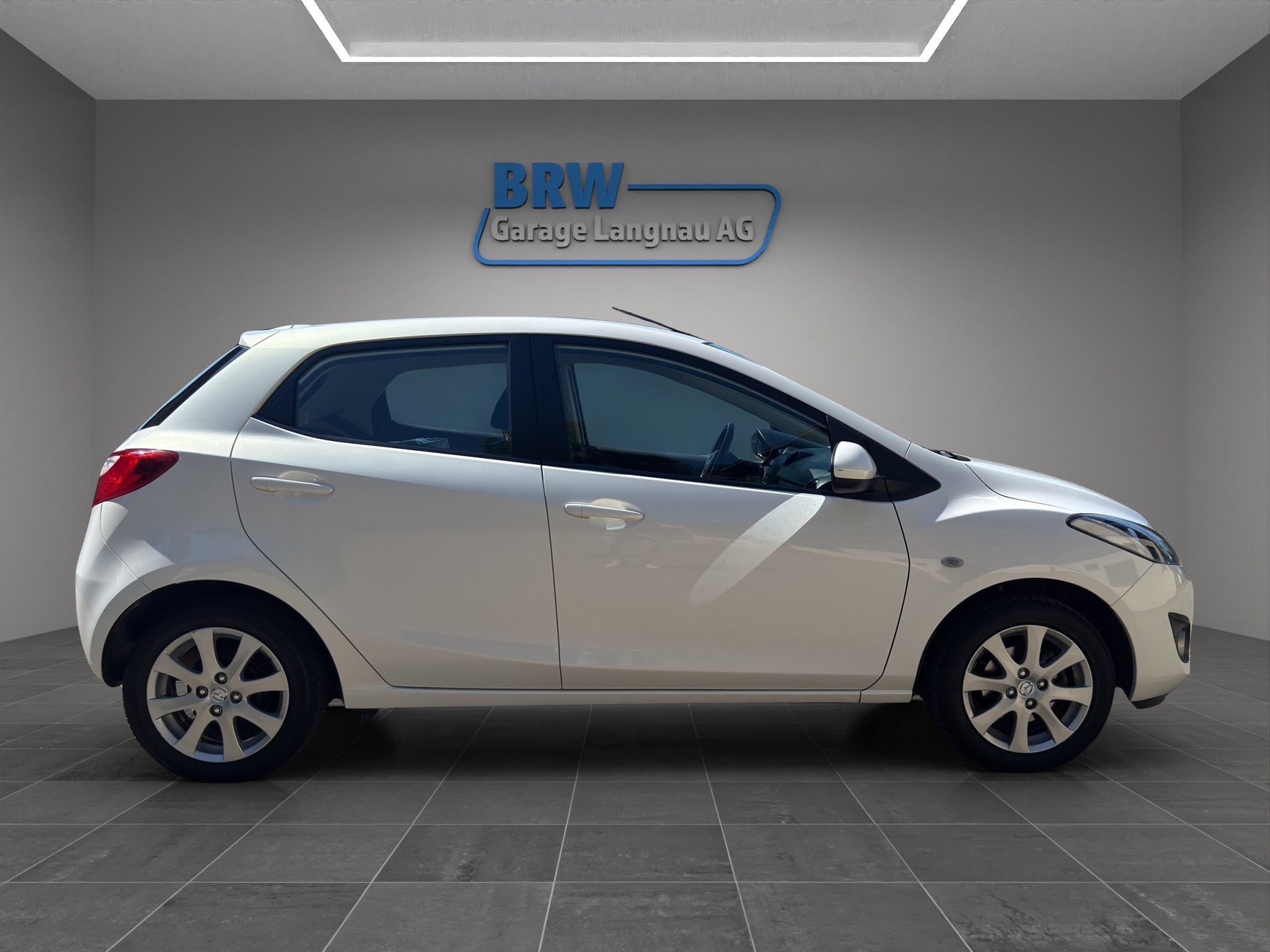 MAZDA 2 1.5i 16V Exclusive Automatic-image-5
