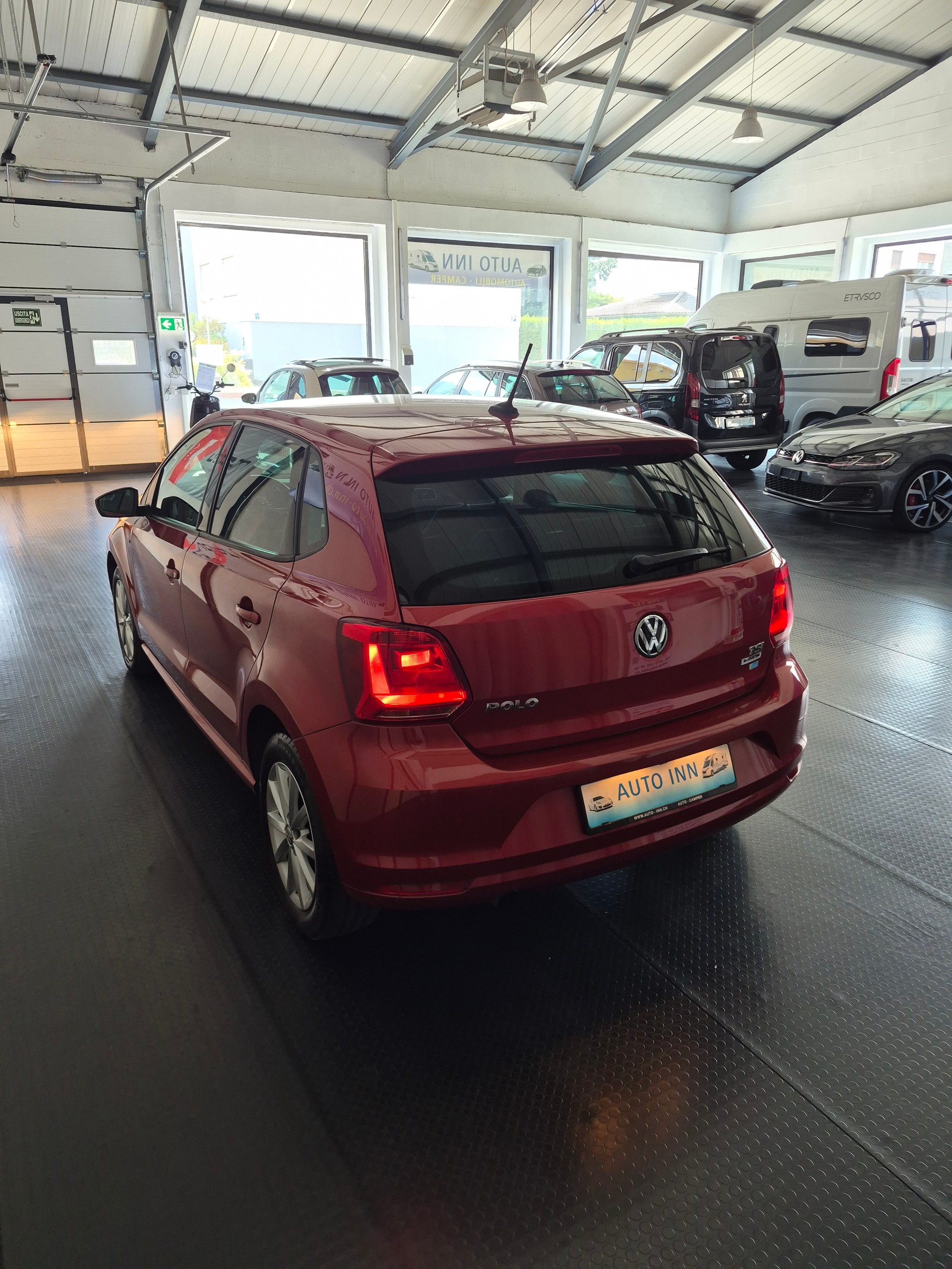 VW Polo 1.2 TSI BMT Lounge DSG-image-3