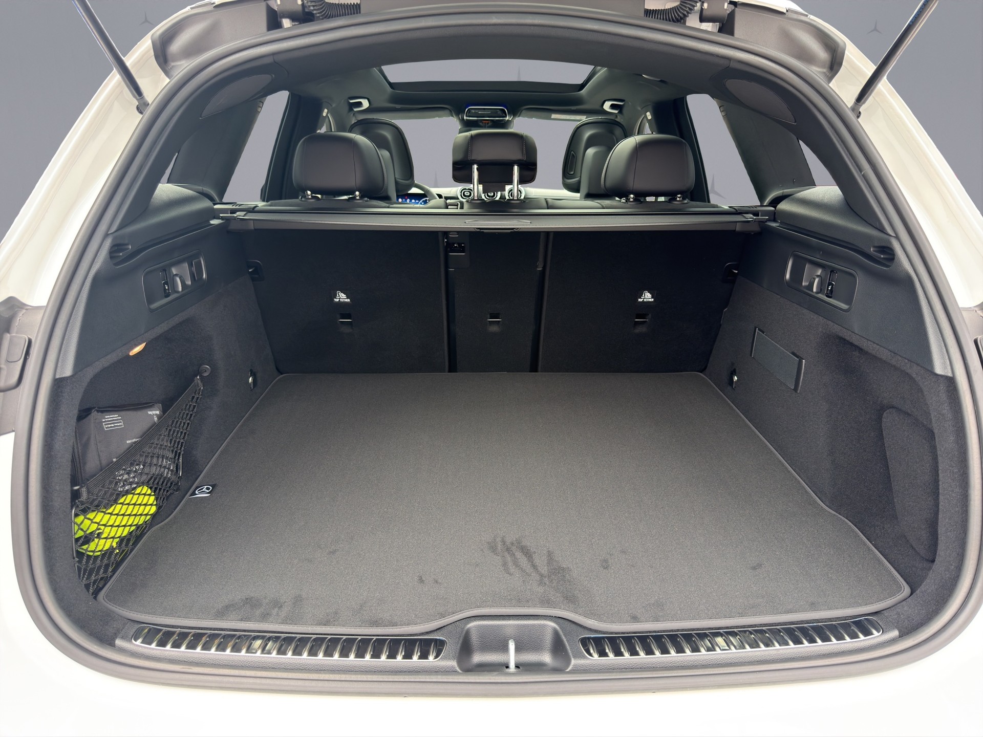 MERCEDES-BENZ GLC 220 d AMG Line 4matic-image-18