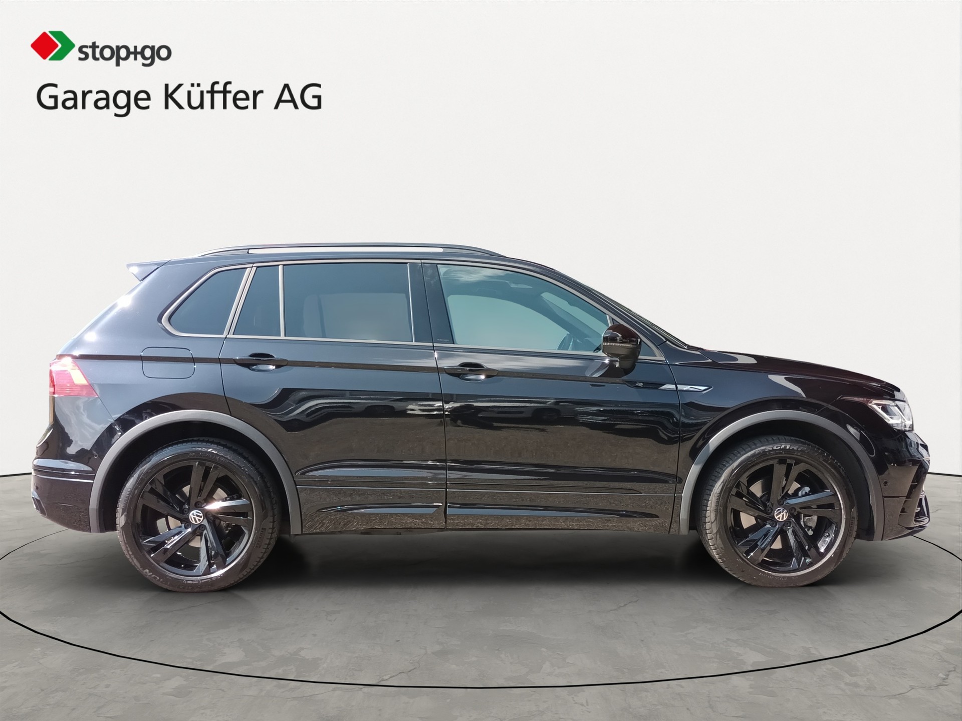 VW Tiguan 2.0TSI R-Line 4Motion DSG-image-3