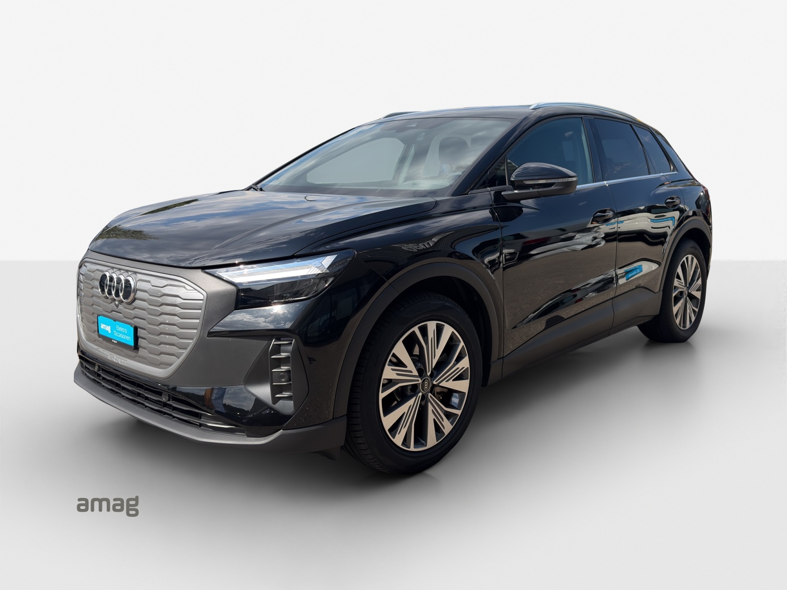 AUDI Q4 e-tron 45 quattro-image-0