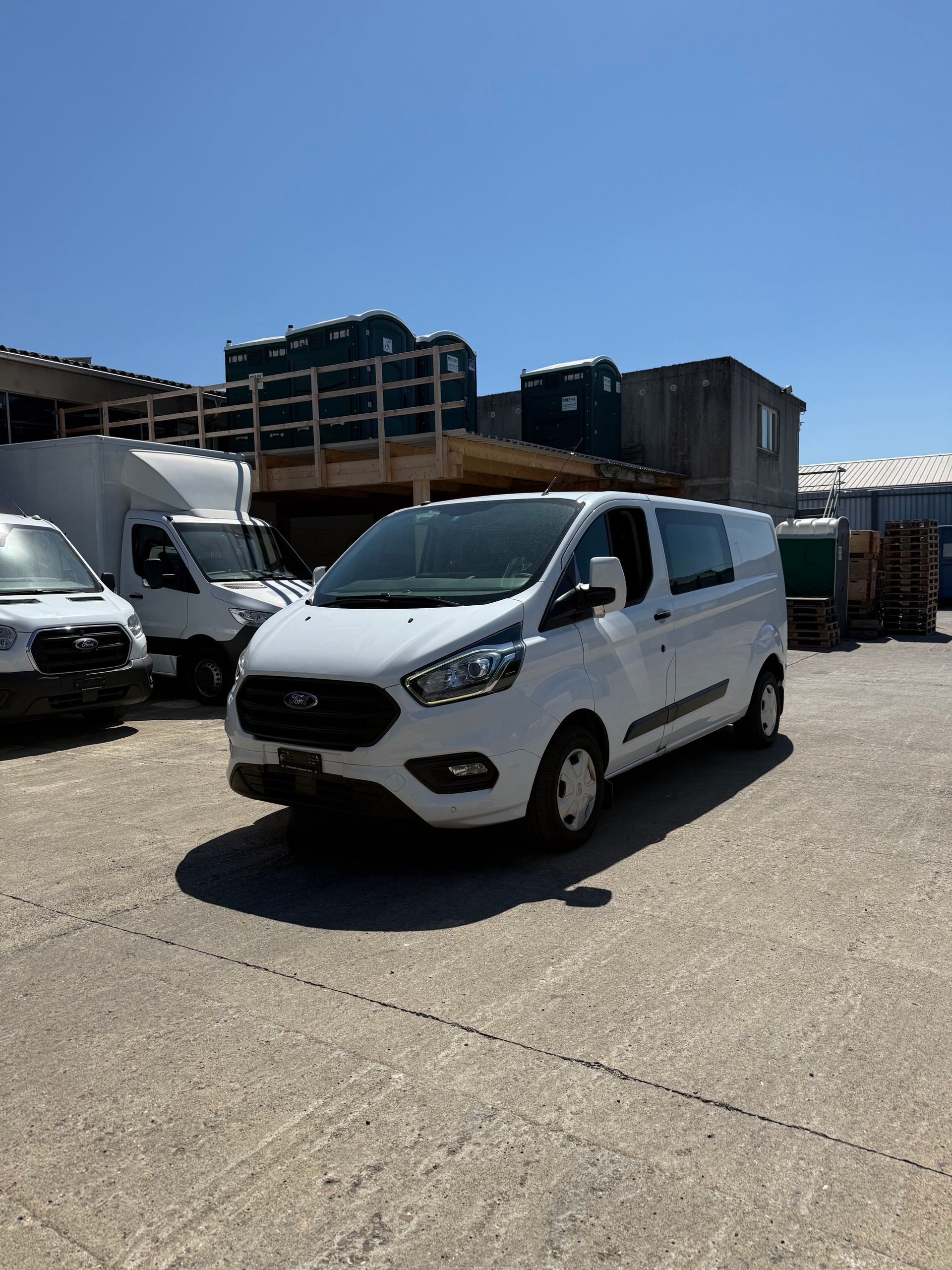 FORD Transit Custom Van 300 L2H1 DK Trend-image-0