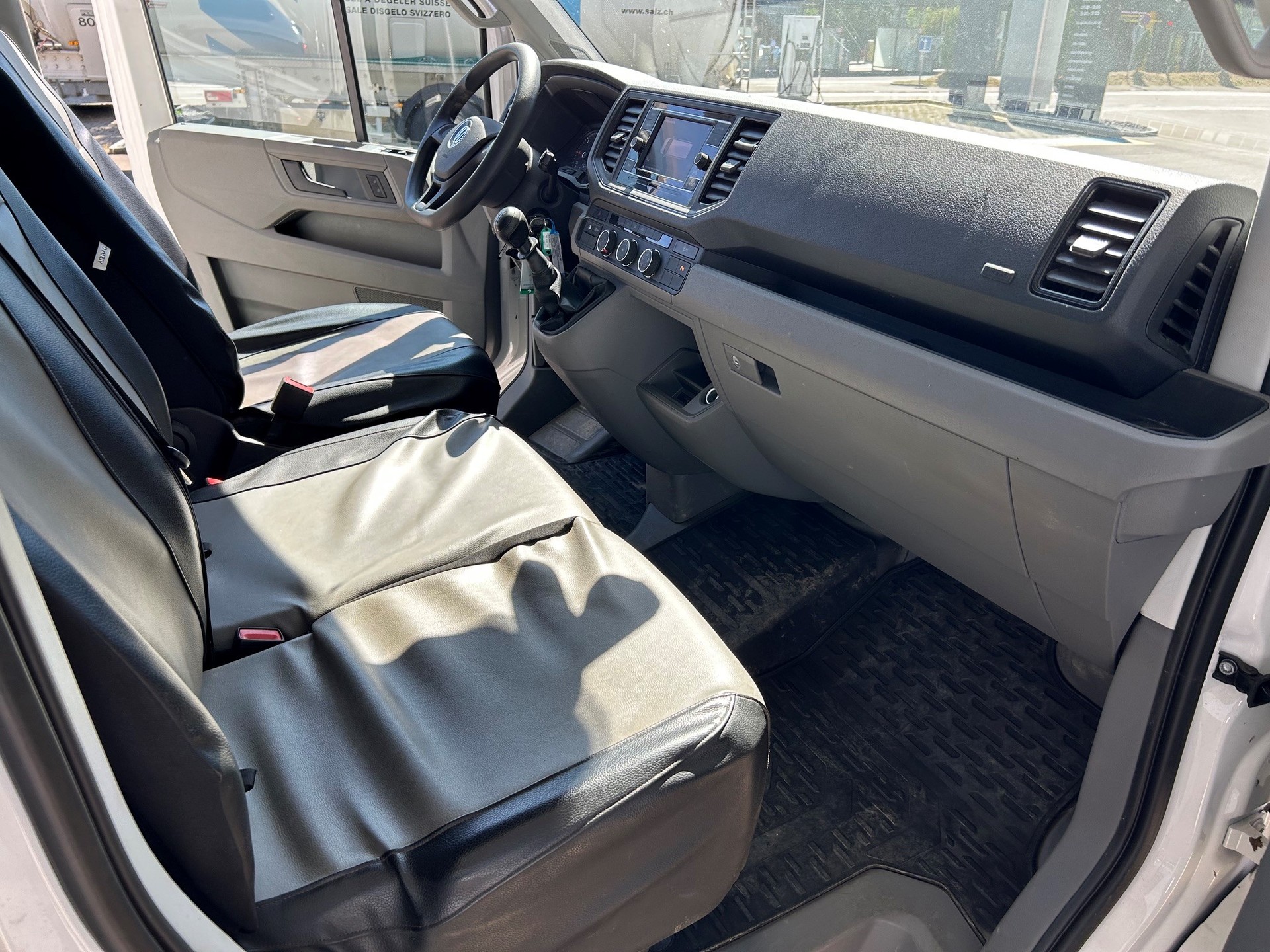 VW Crafter 35 2.0 TDI Entry L3 4Motion-image-10
