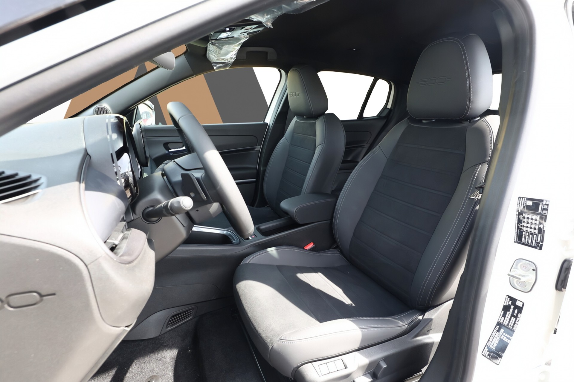 FIAT 600 Mild Hybrid 145 Sport-image-48