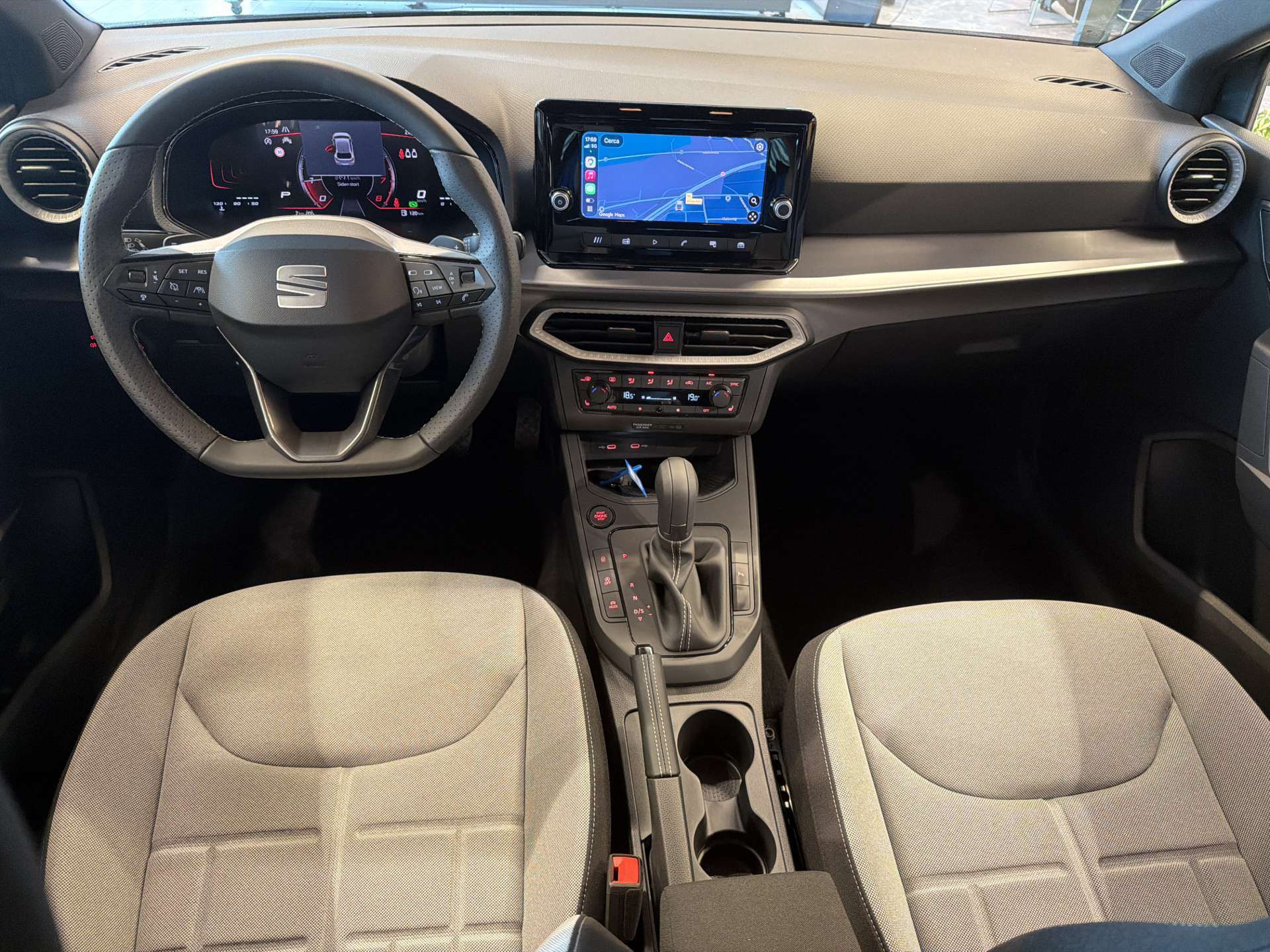 SEAT Ibiza 1.0 EcoTSi FR DSG-Automat-image-14